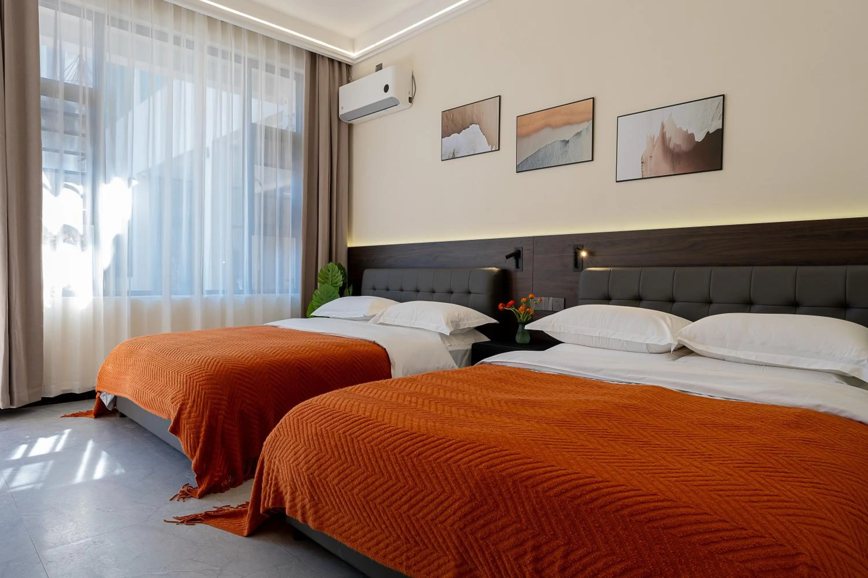 Bed in Wuyi Whispering Maple