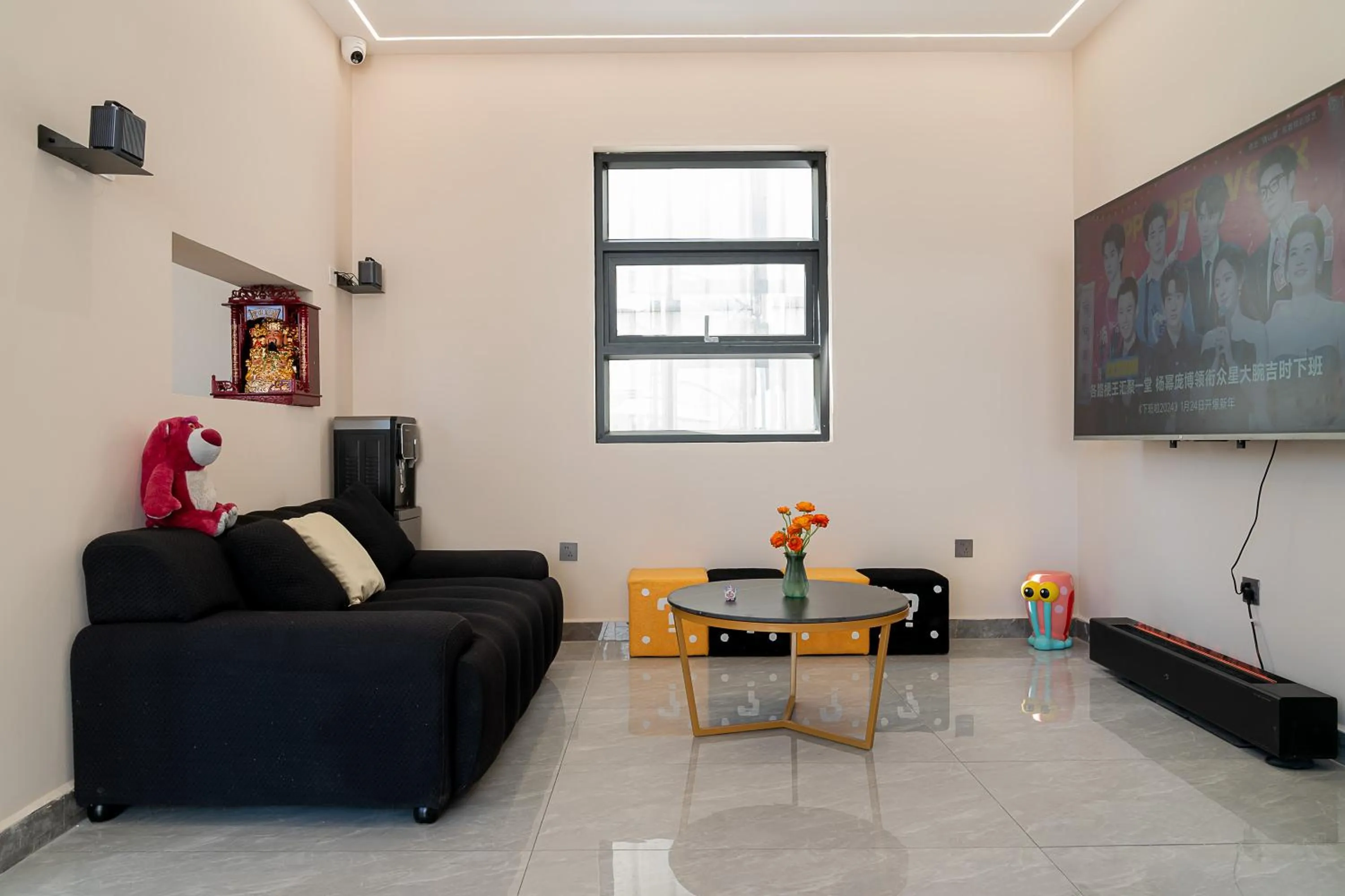 Communal lounge/ TV room in Wuyi Whispering Maple