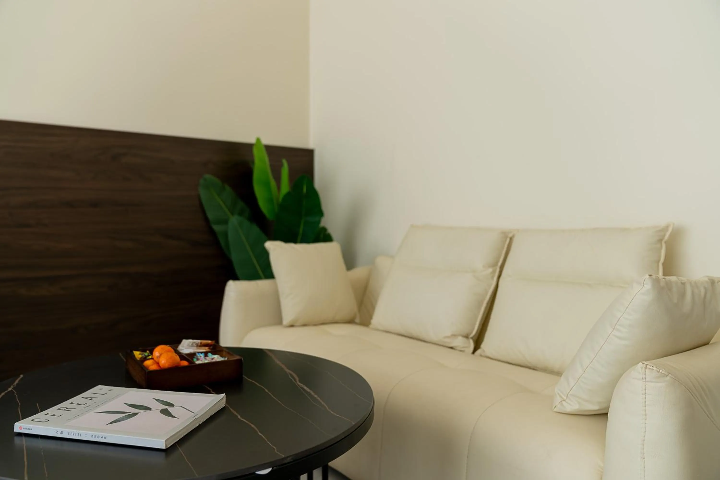 Seating area in Wuyi Whispering Maple