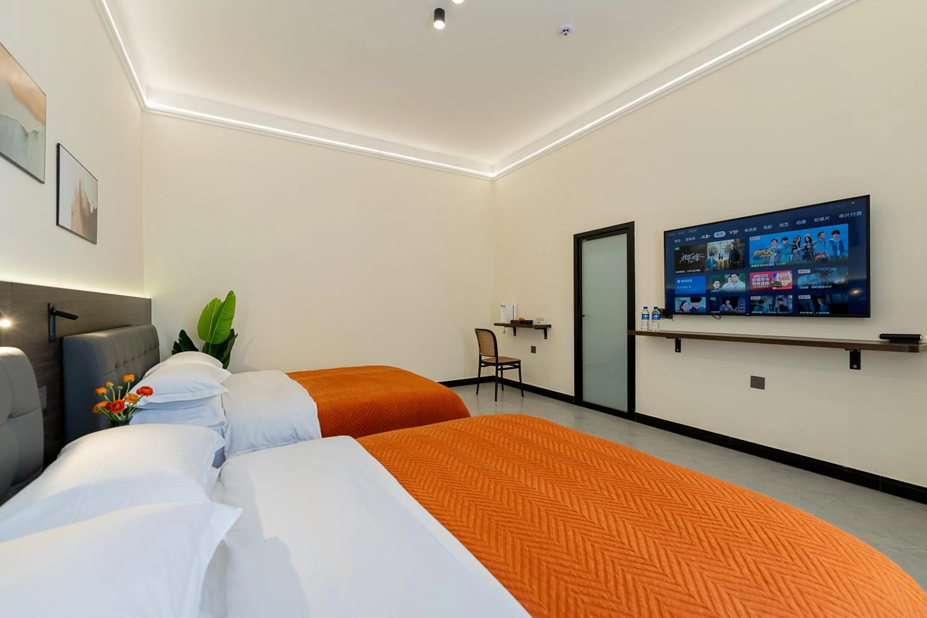 Bed in Wuyi Whispering Maple