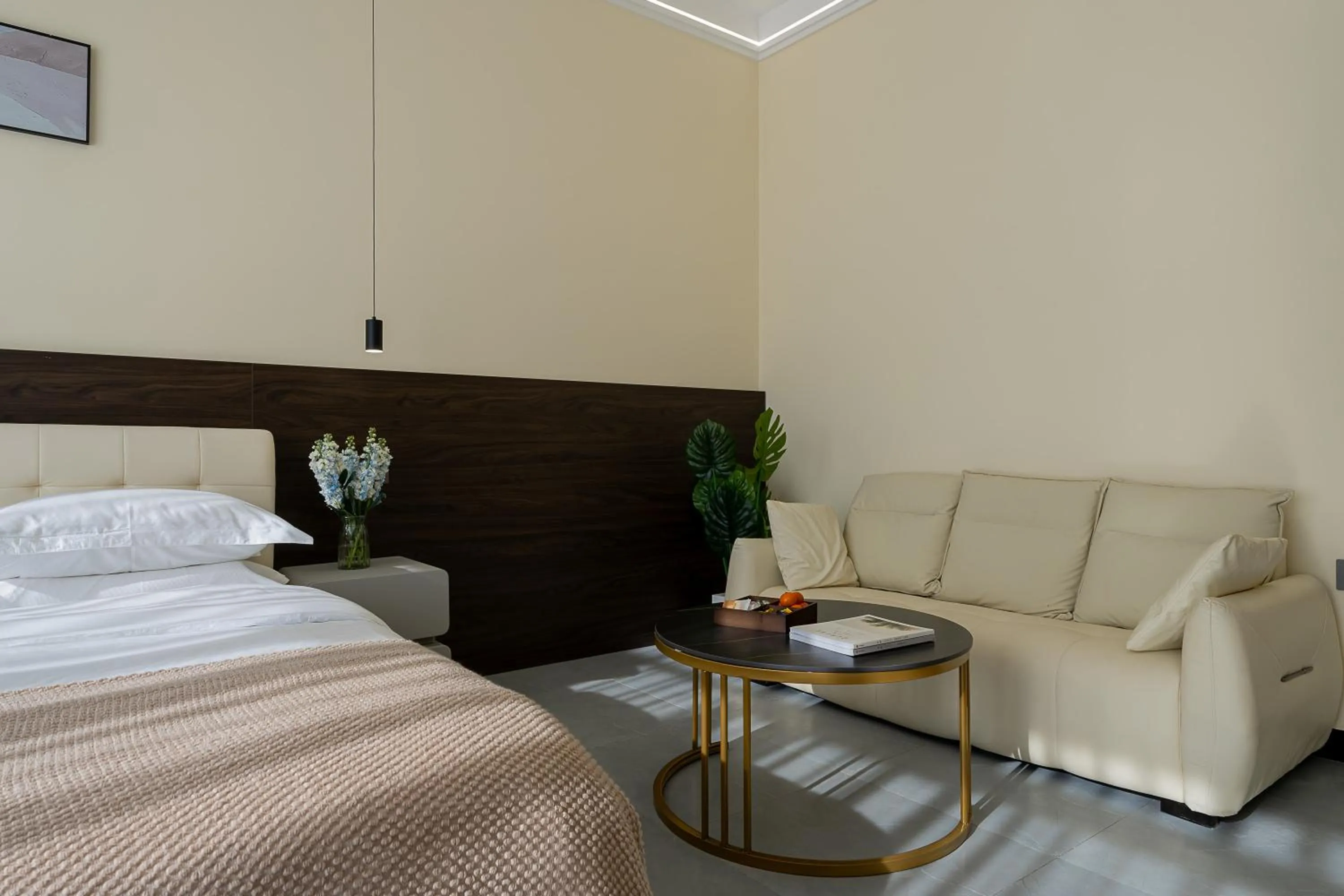 Bed in Wuyi Whispering Maple