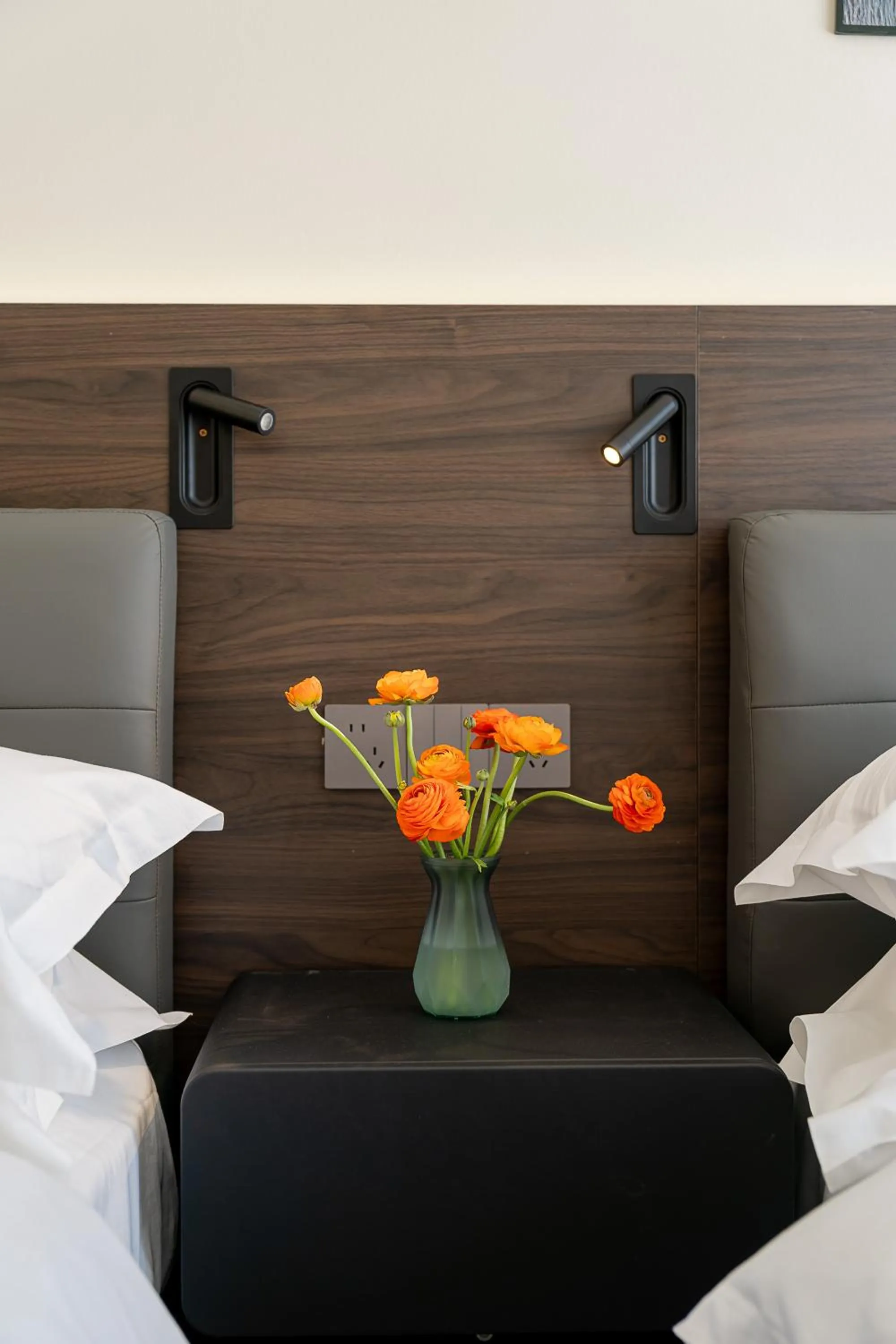 Decorative detail, Bed in Wuyi Whispering Maple