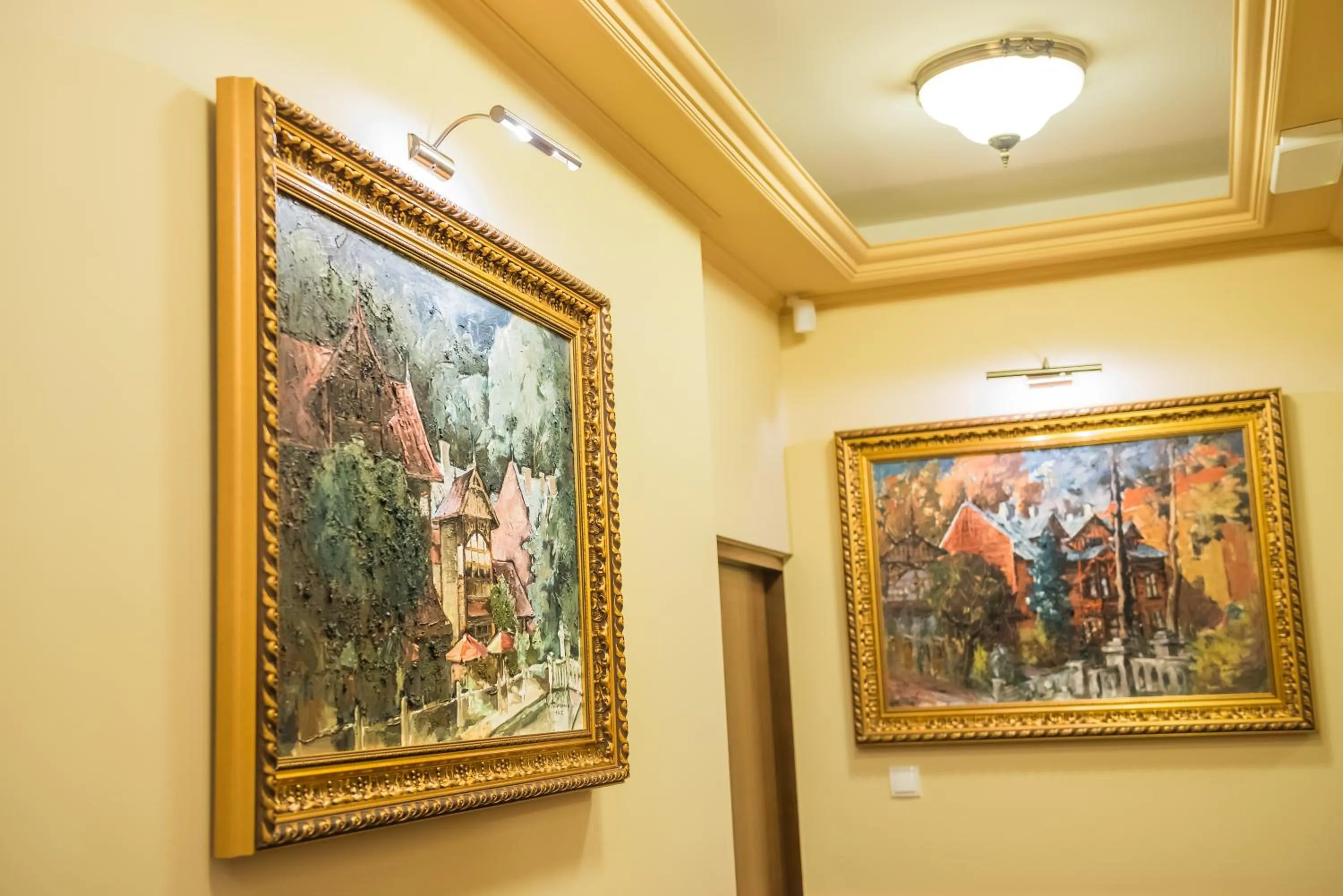 Decorative detail in Victoria Cecchini