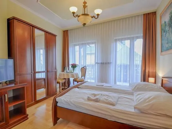 Bed in Victoria Cecchini