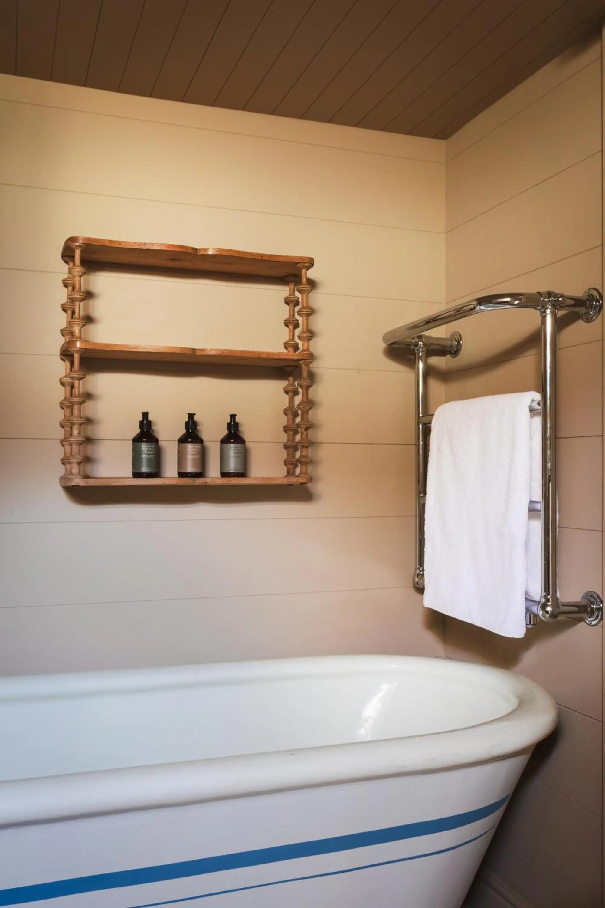 Bath in The Pilsley Inn - Chatsworth