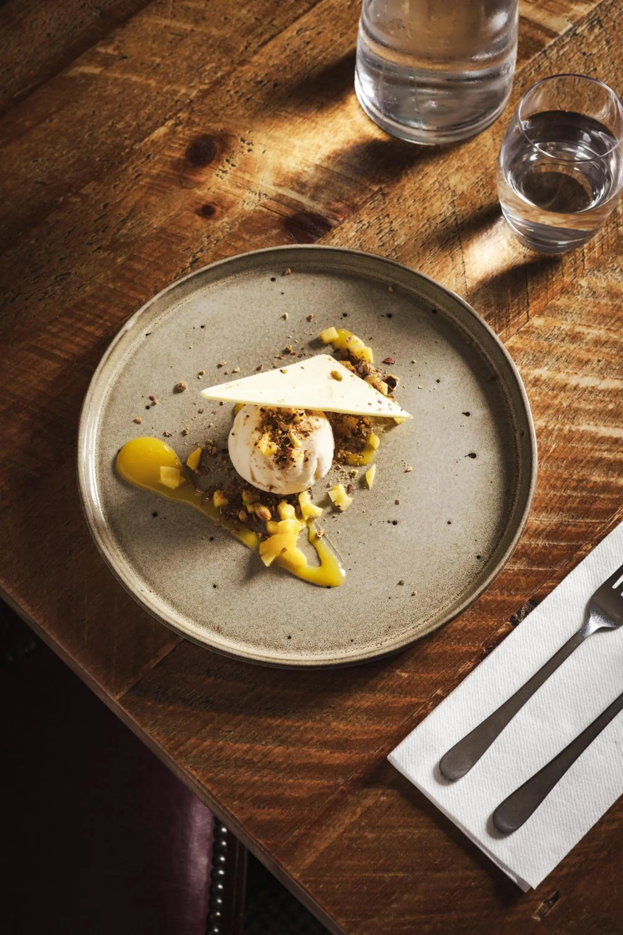 Food and drinks in The Pilsley Inn - Chatsworth