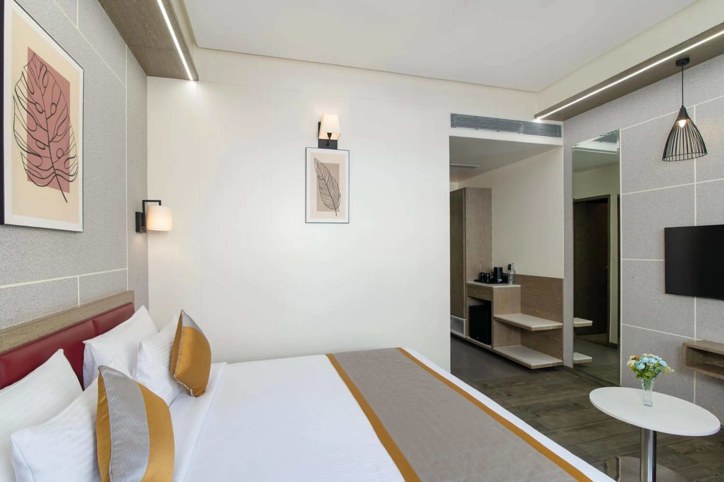 Deluxe Room in Enrise by Sayaji, Latur