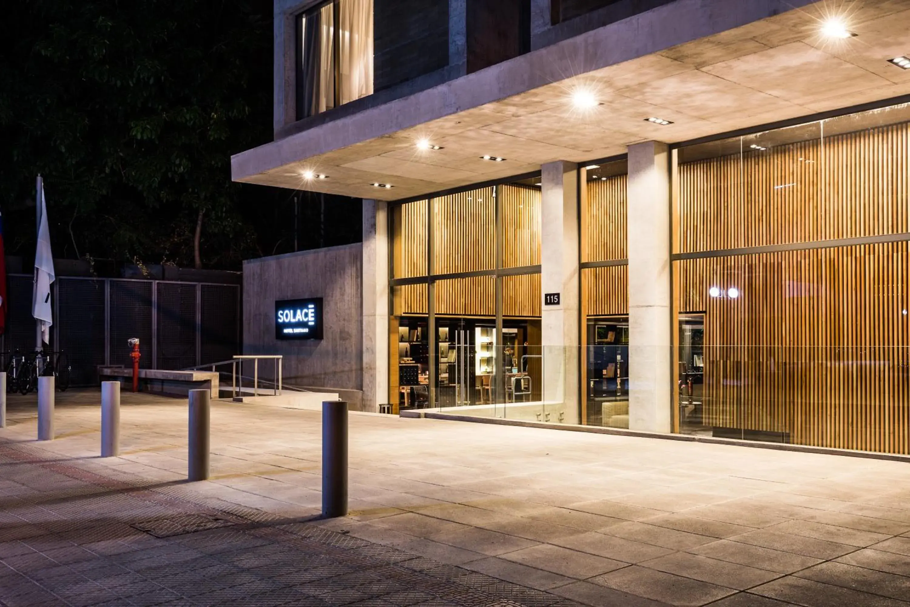 Facade/entrance in Solace Hotel Santiago Facade/entrance in Solace Hotel Santiago