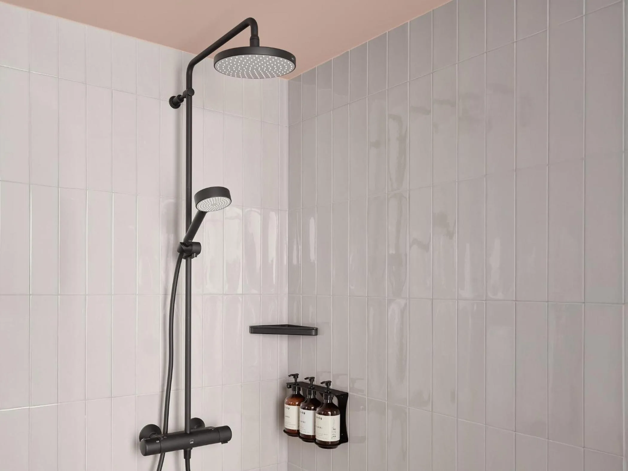 Shower in Bob W Helsinki Kamppi