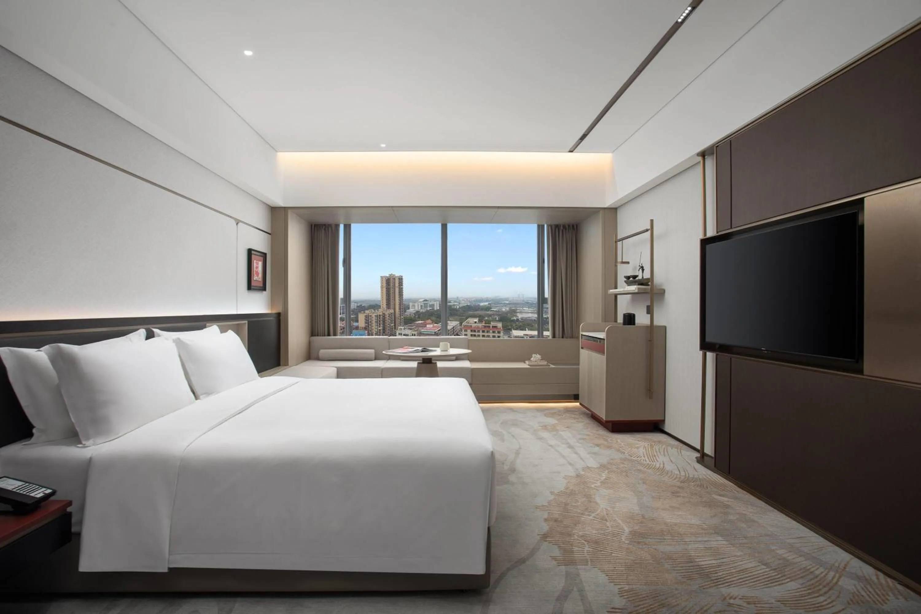 Photo of the whole room, Bed in Ramada by Wyndham Foshan Danzao