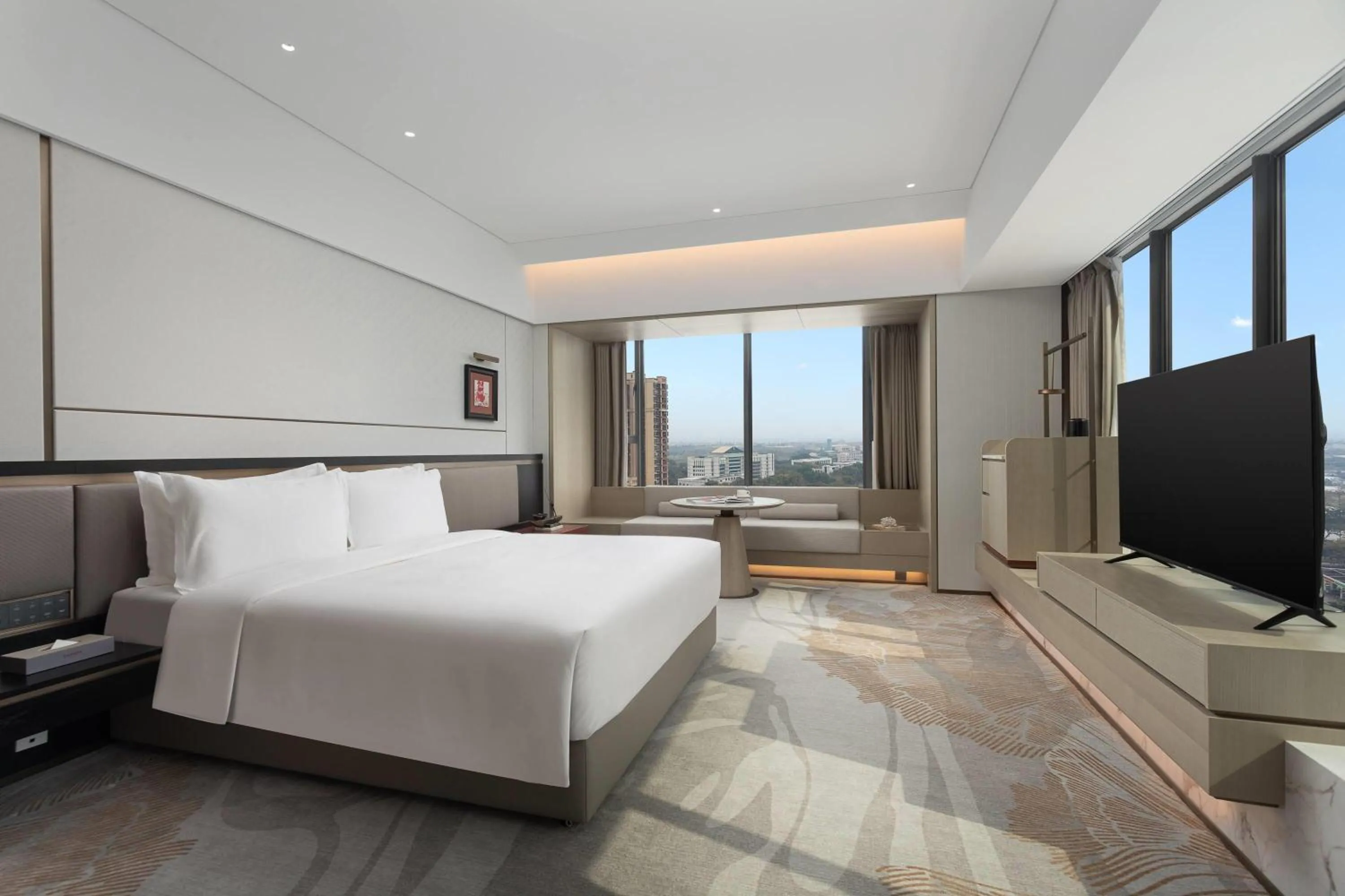 Photo of the whole room, Bed in Ramada by Wyndham Foshan Danzao