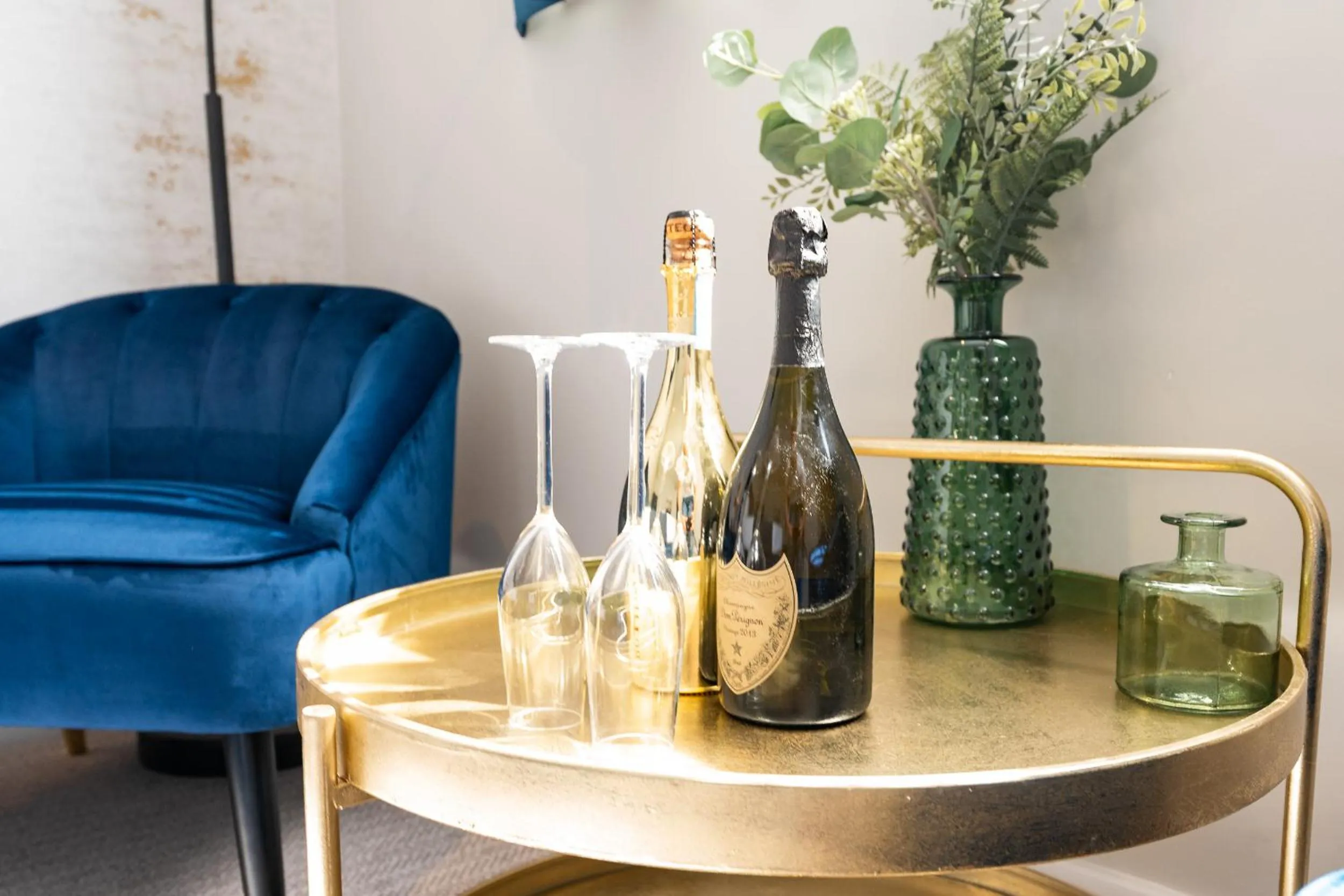 room service in Above Hotels