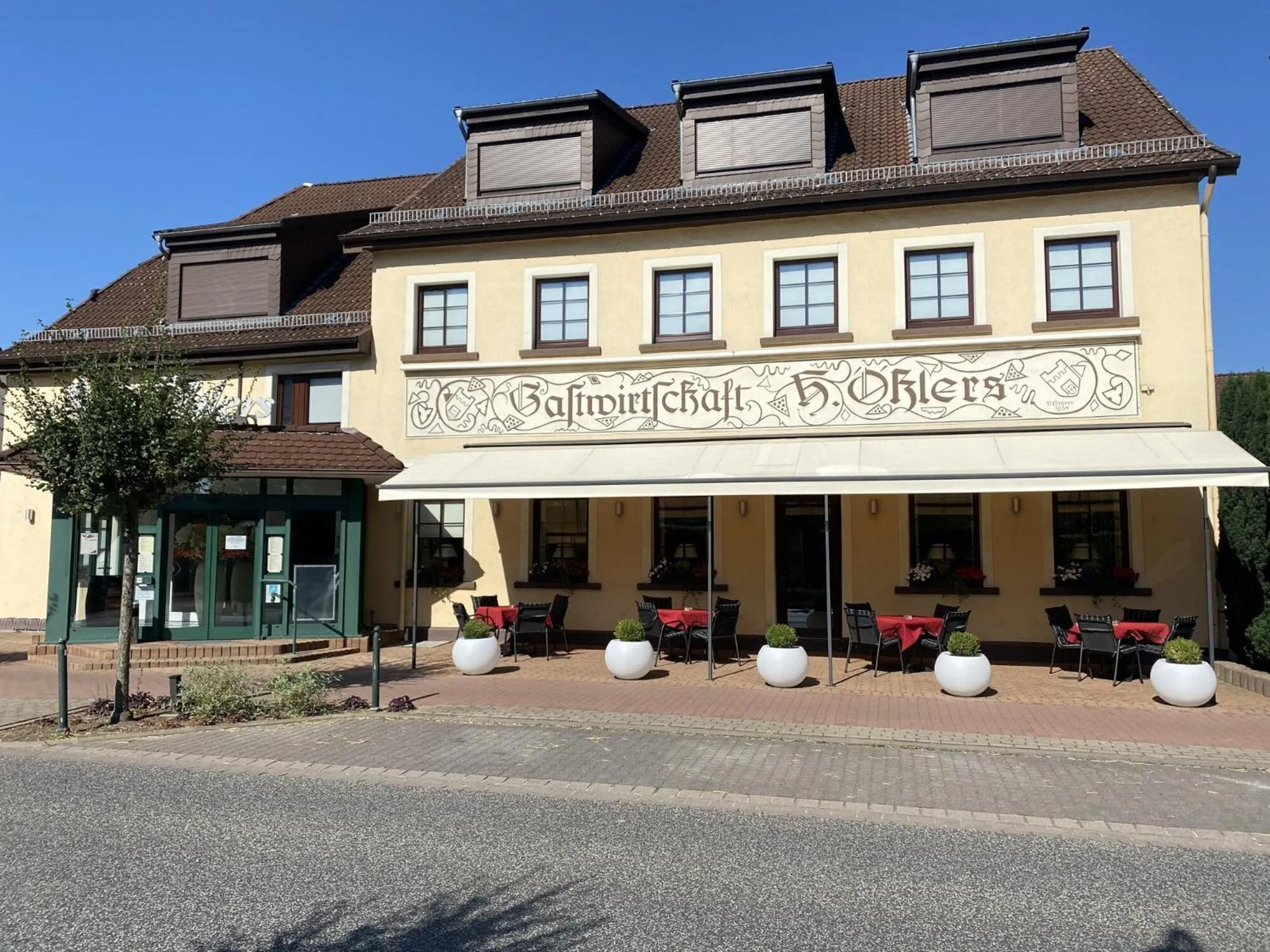 Property building in Hotel-Restaurant Öhlers