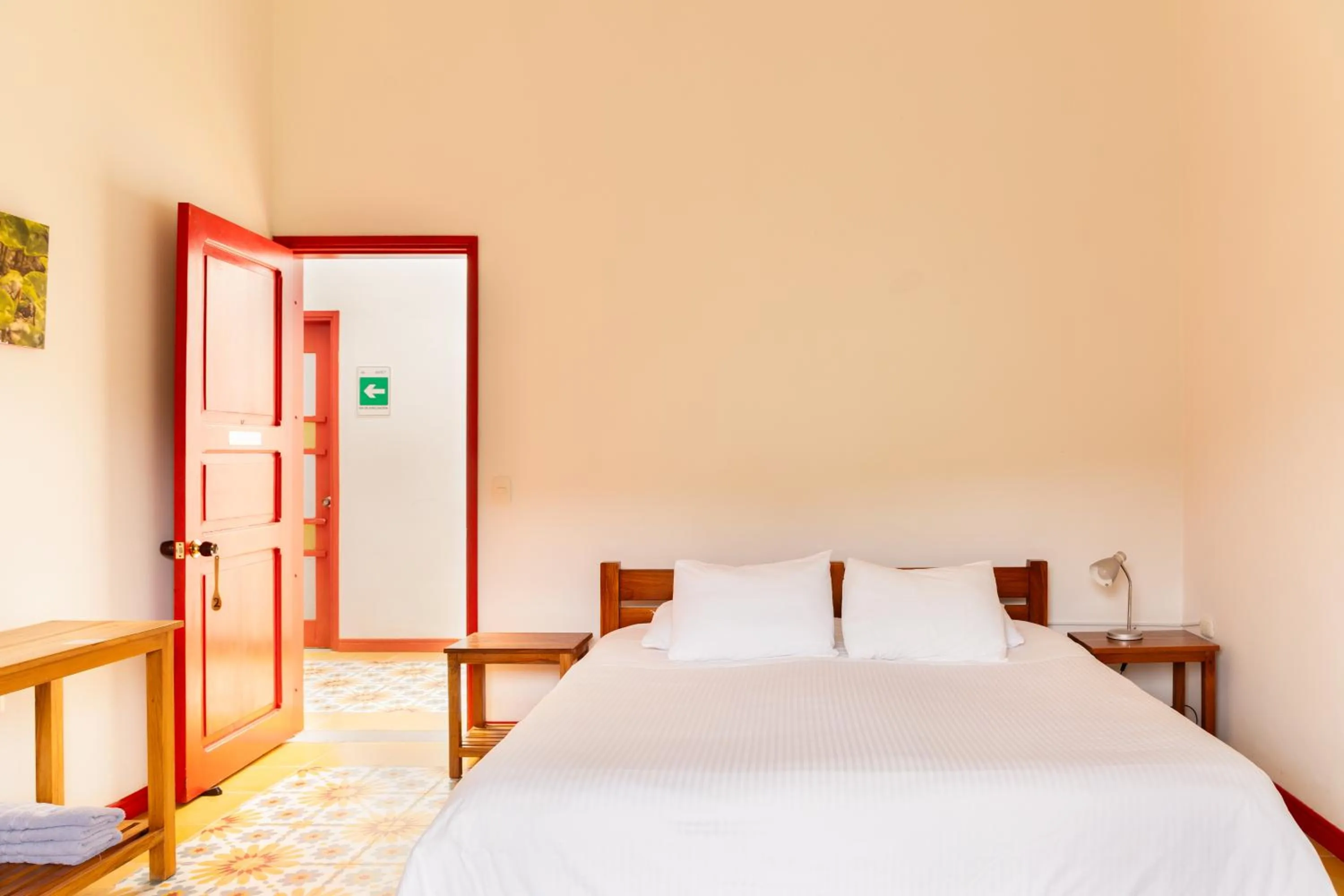 Bed in Hacienda Venecia Coffee Farm Hotel