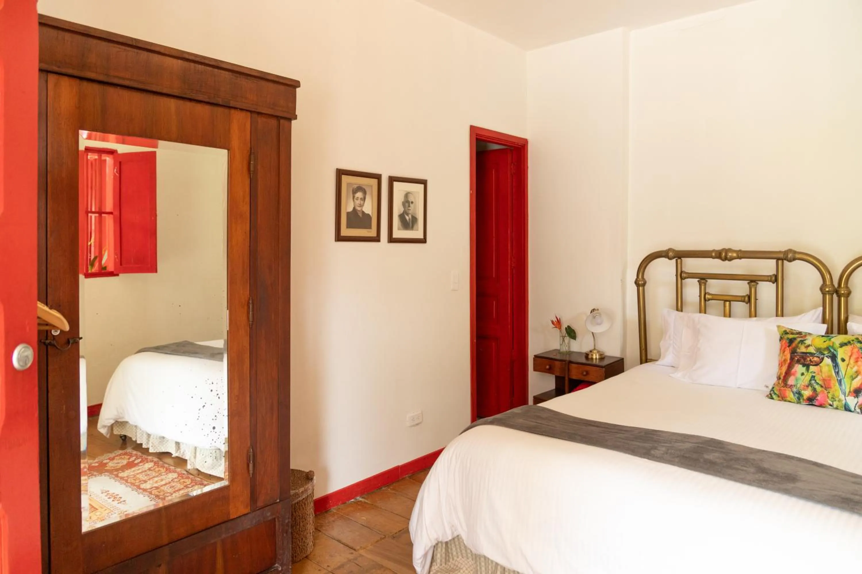 Bed in Hacienda Venecia Coffee Farm Hotel