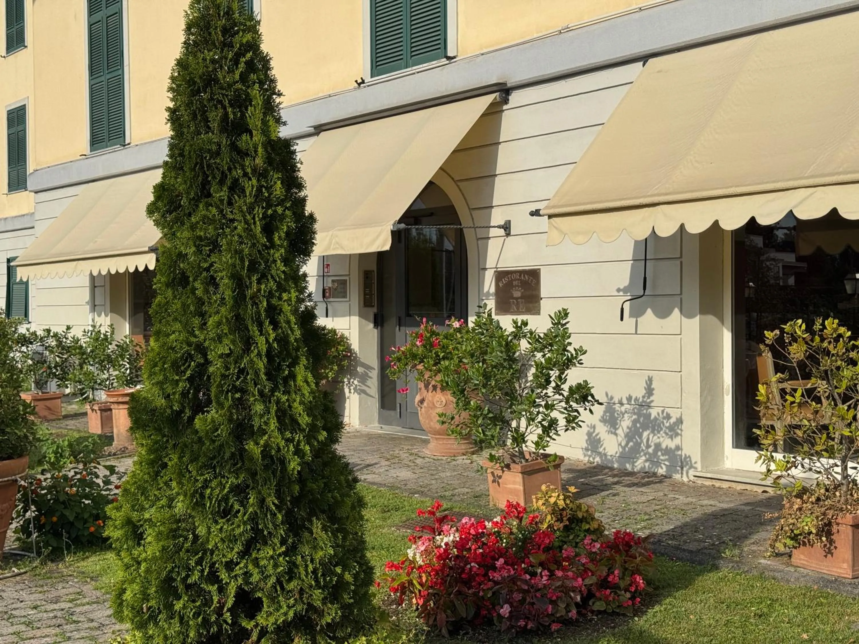 Property building in Sarzana Park Hotel