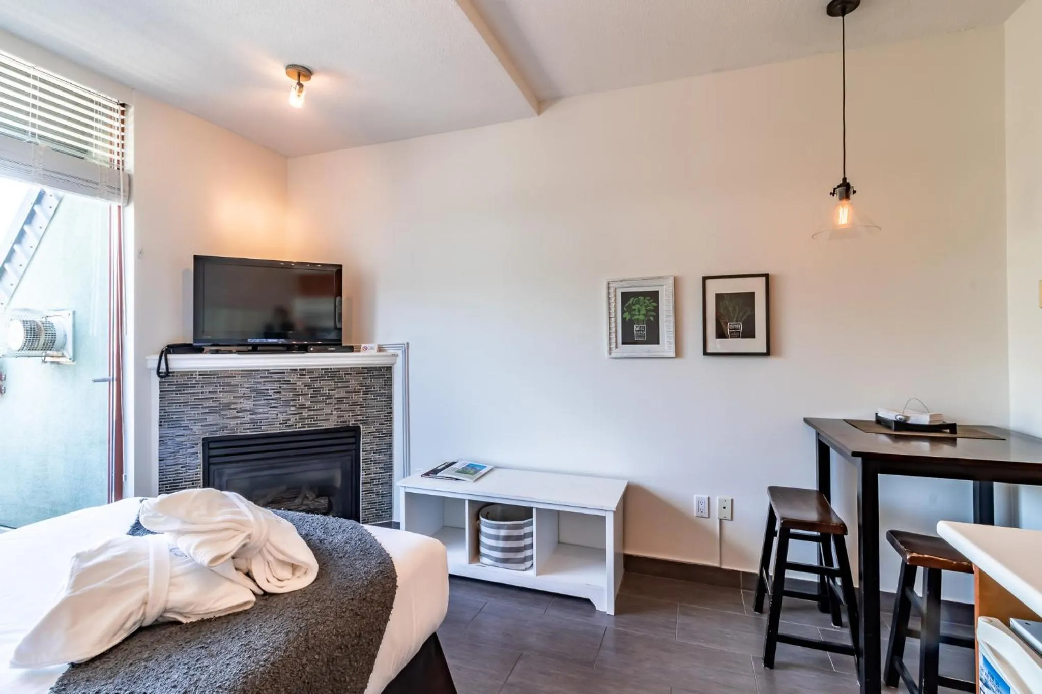 Bed in Alpenglow Lodge by Elevate Vacations