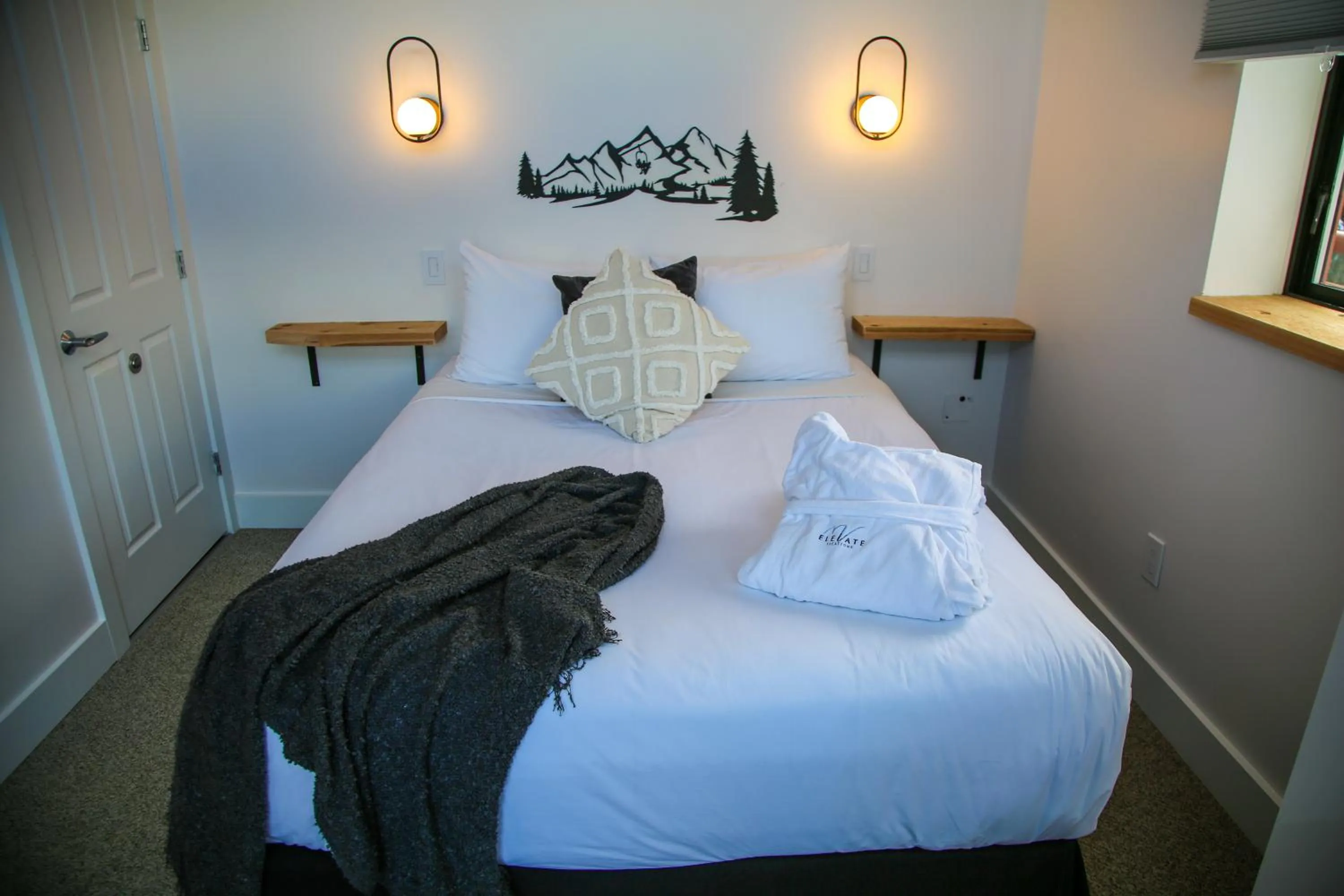 Bed in Alpenglow Lodge by Elevate Vacations