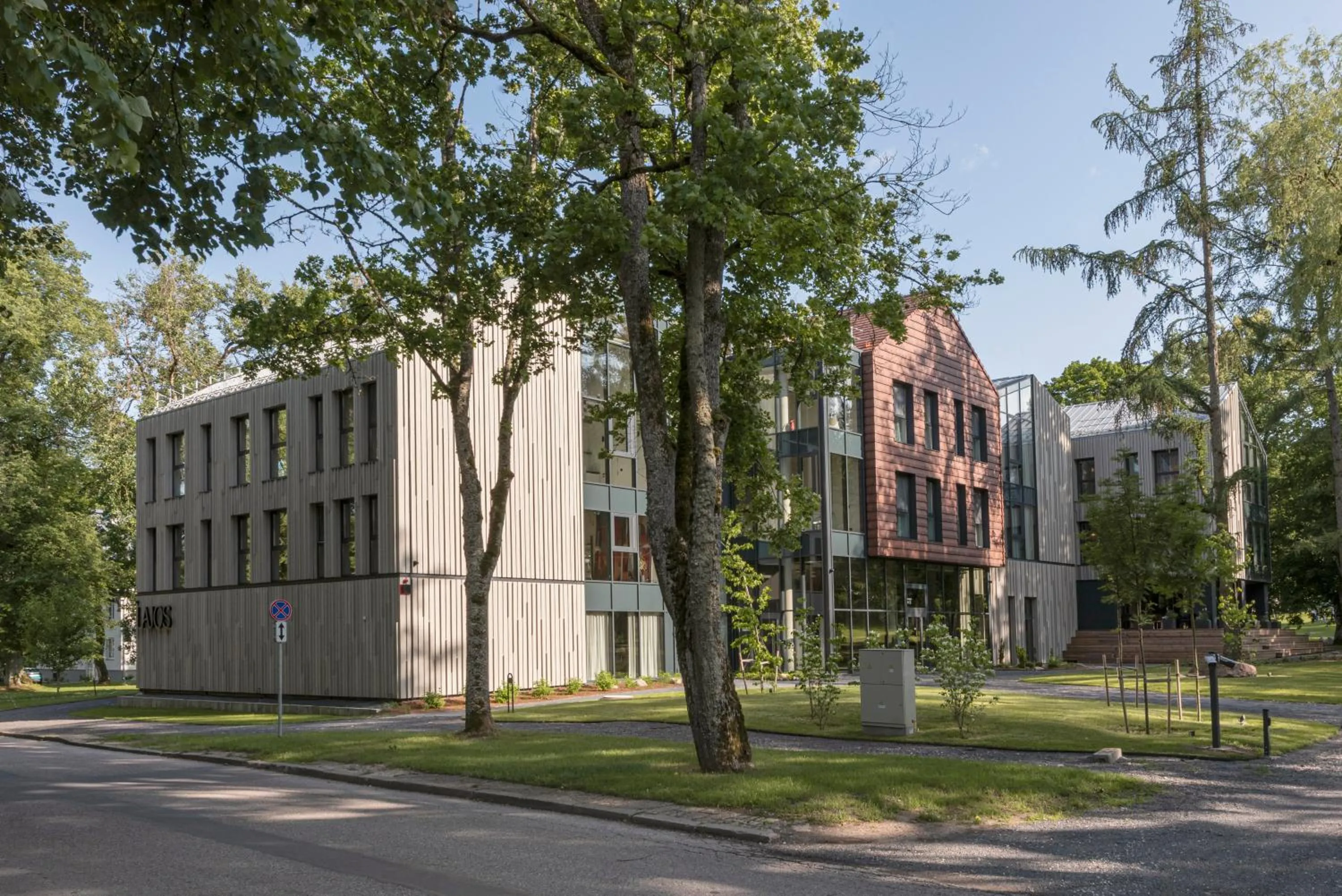 Property building in LAJOS Hotel