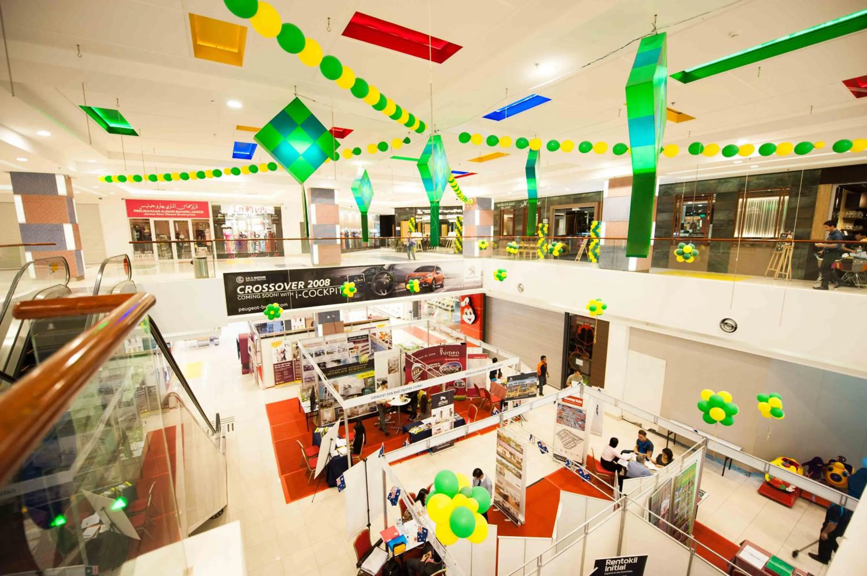 On-site shops in Garden Sentral Hotel