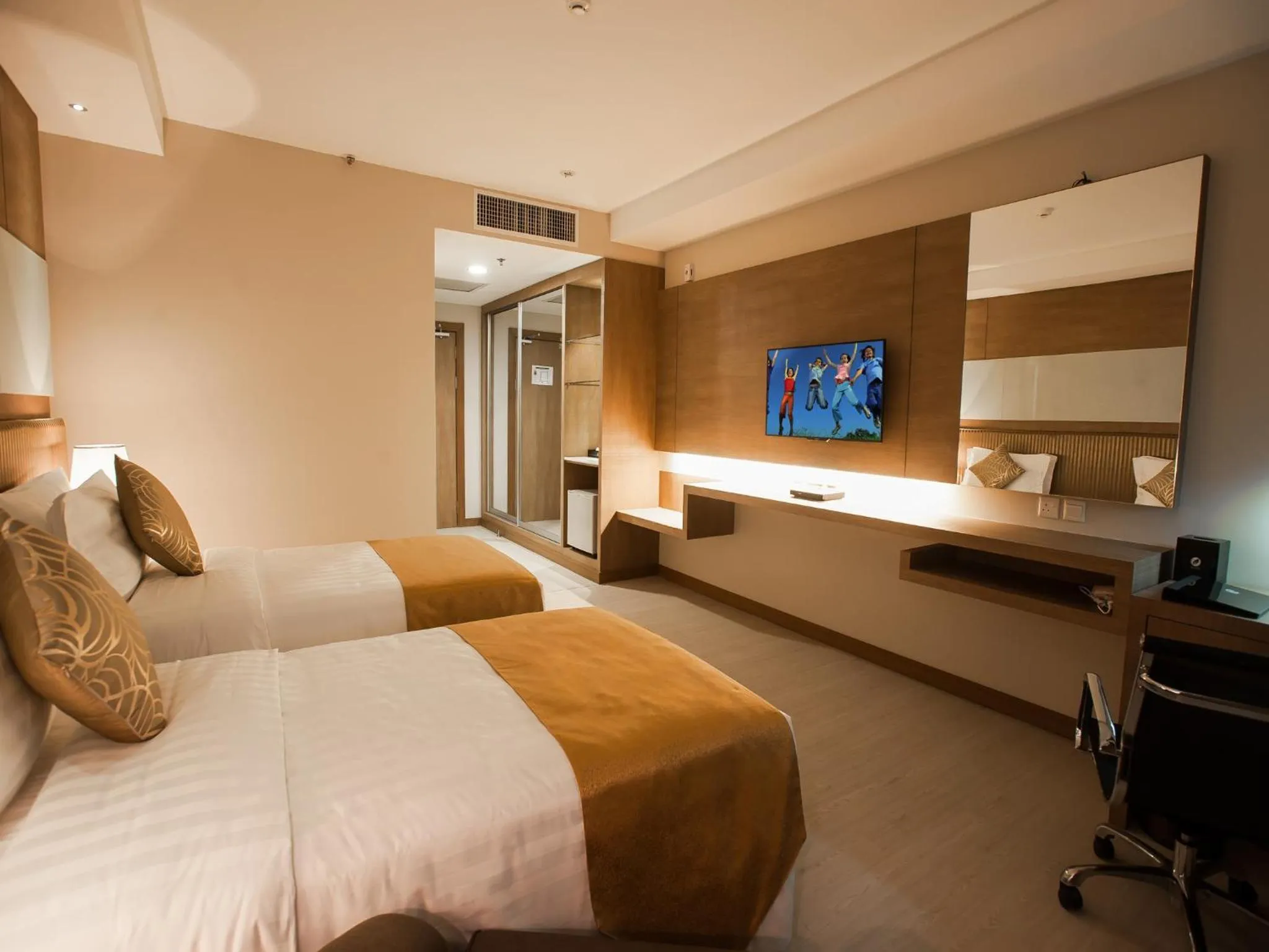 Photo of the whole room, Bed in Garden Sentral Hotel
