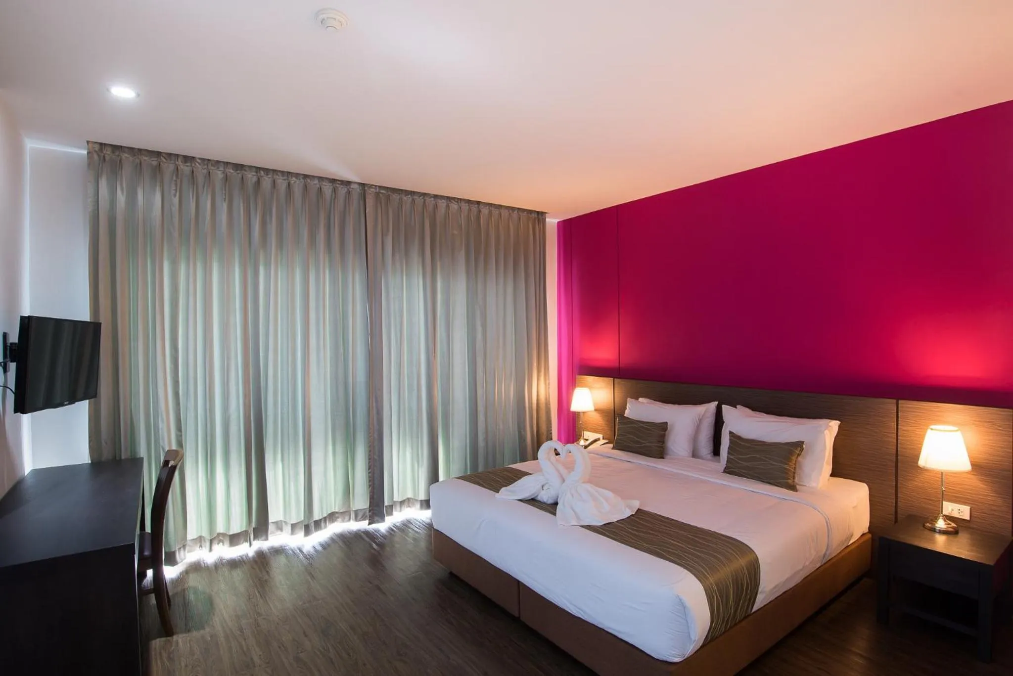 Bed in Coco View Hotel