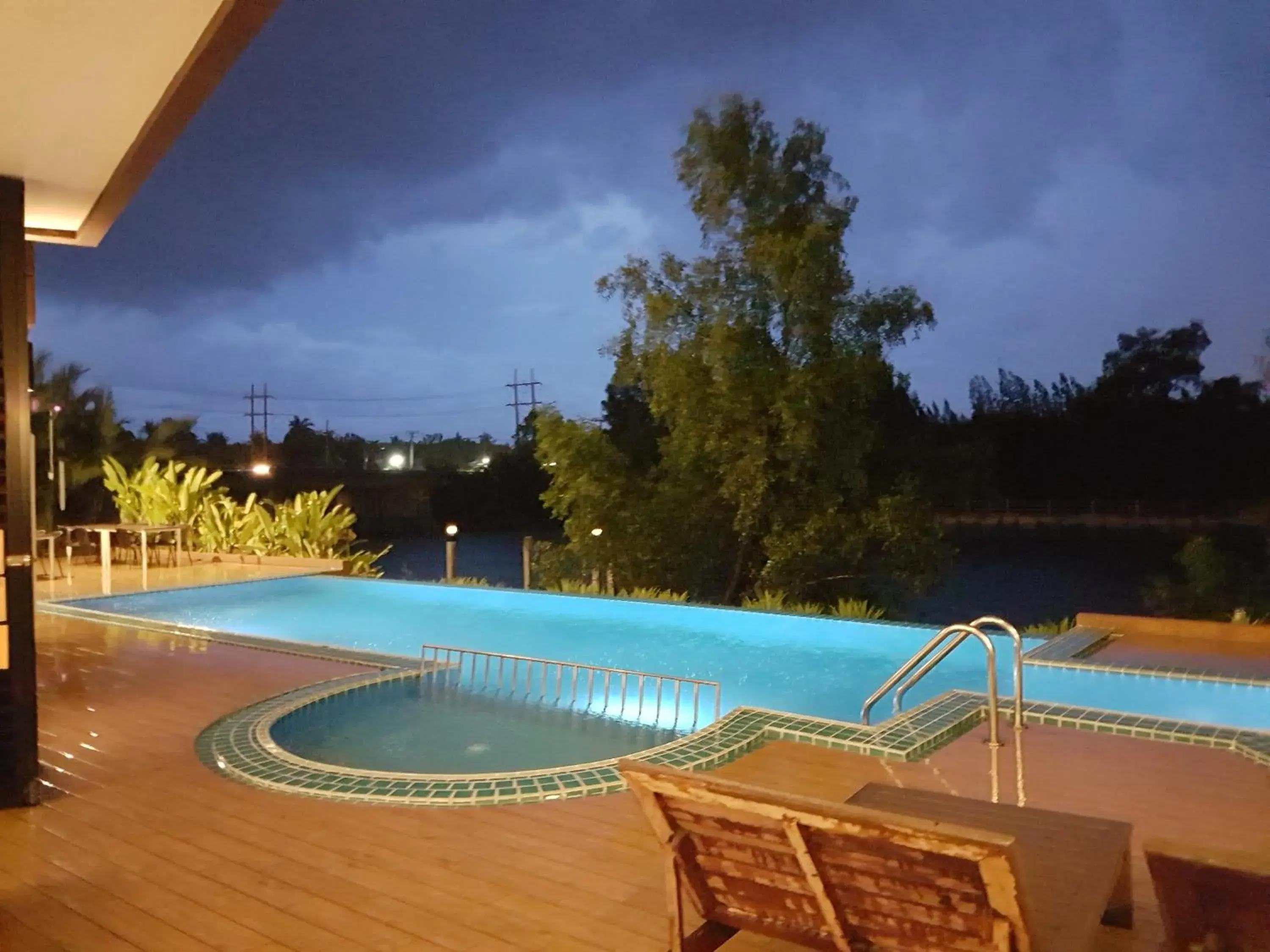 Swimming pool in Coco View Hotel Swimming pool in Coco View Hotel