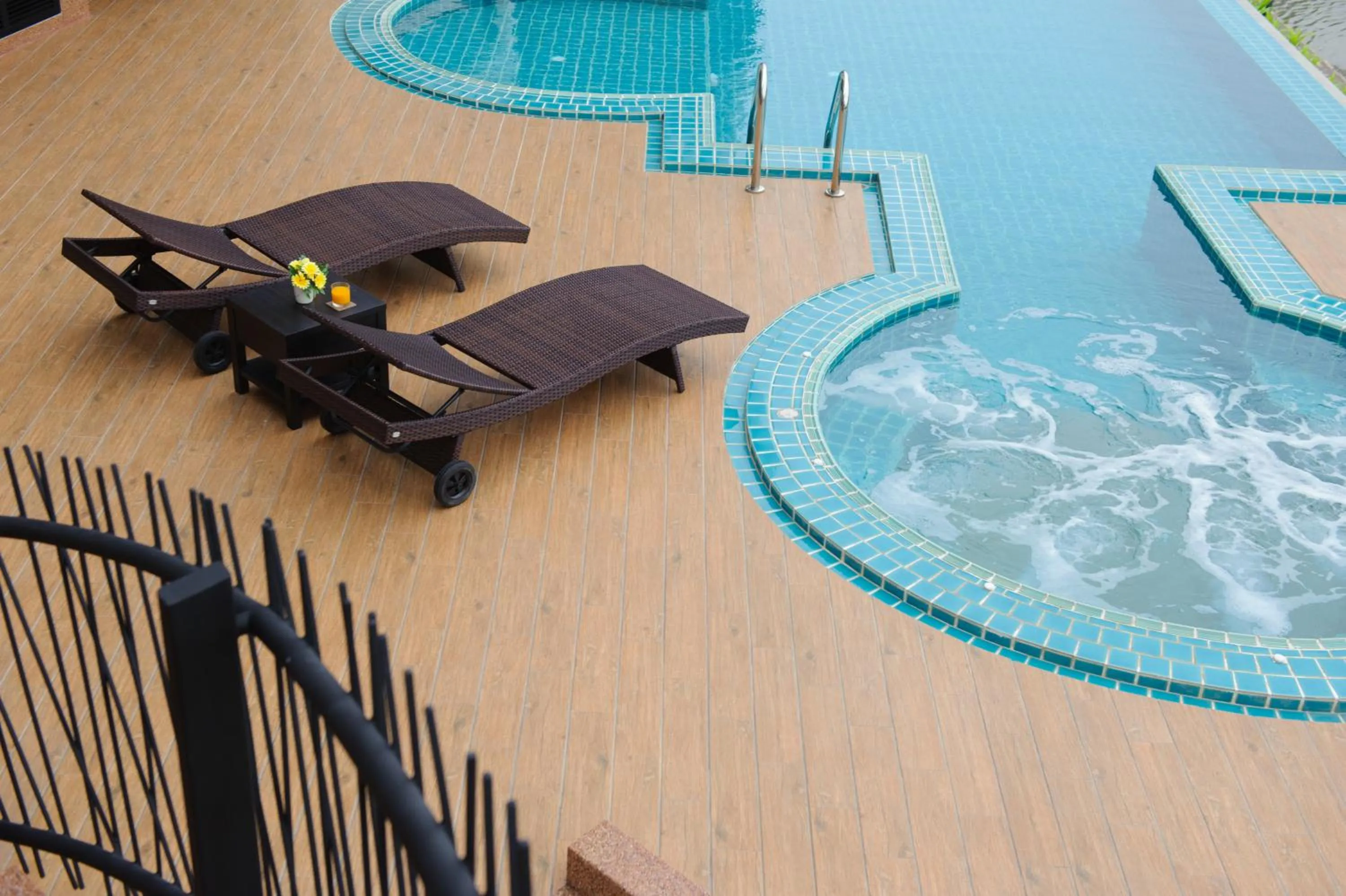 Massage in Coco View Hotel