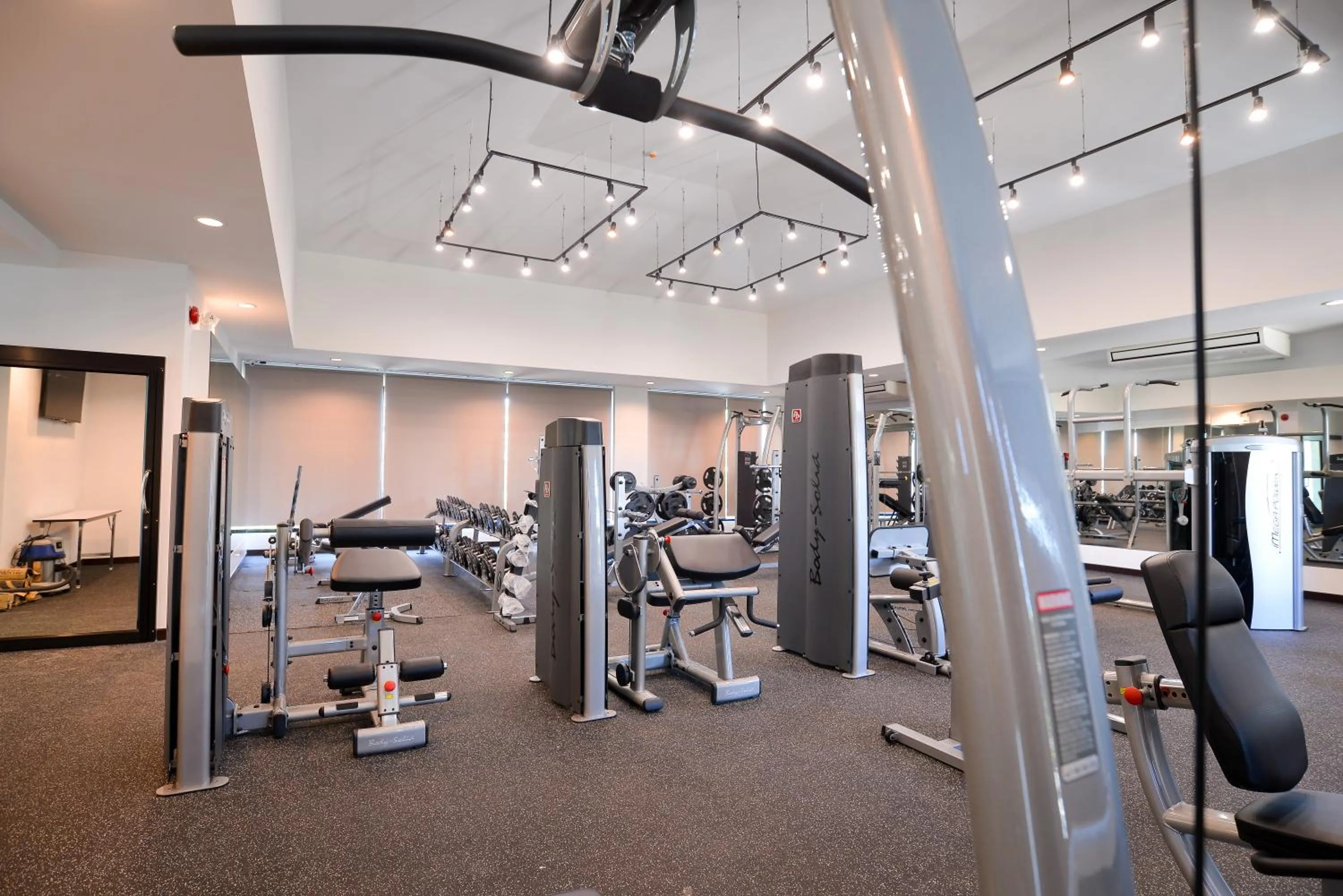 Fitness centre/facilities in Coco View Hotel