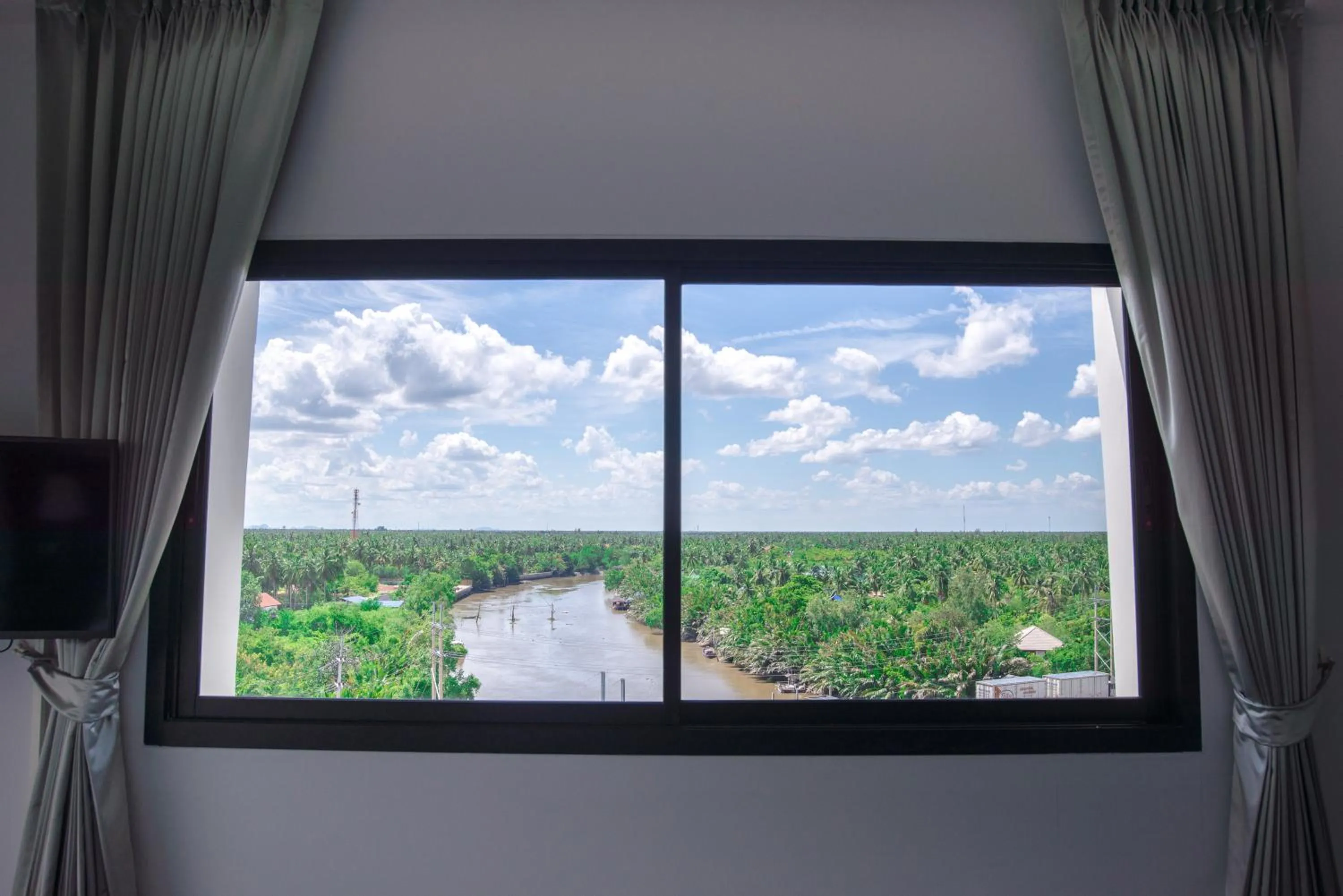 Natural landscape in Coco View Hotel