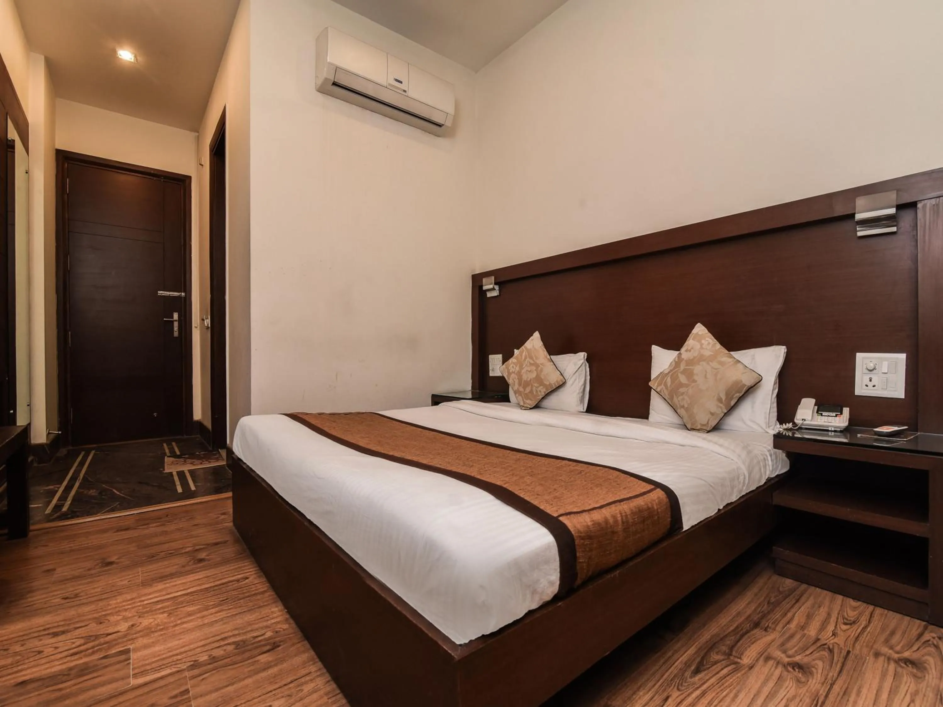 Bedroom, Bed in Hotel Haris MG Road Gurugram