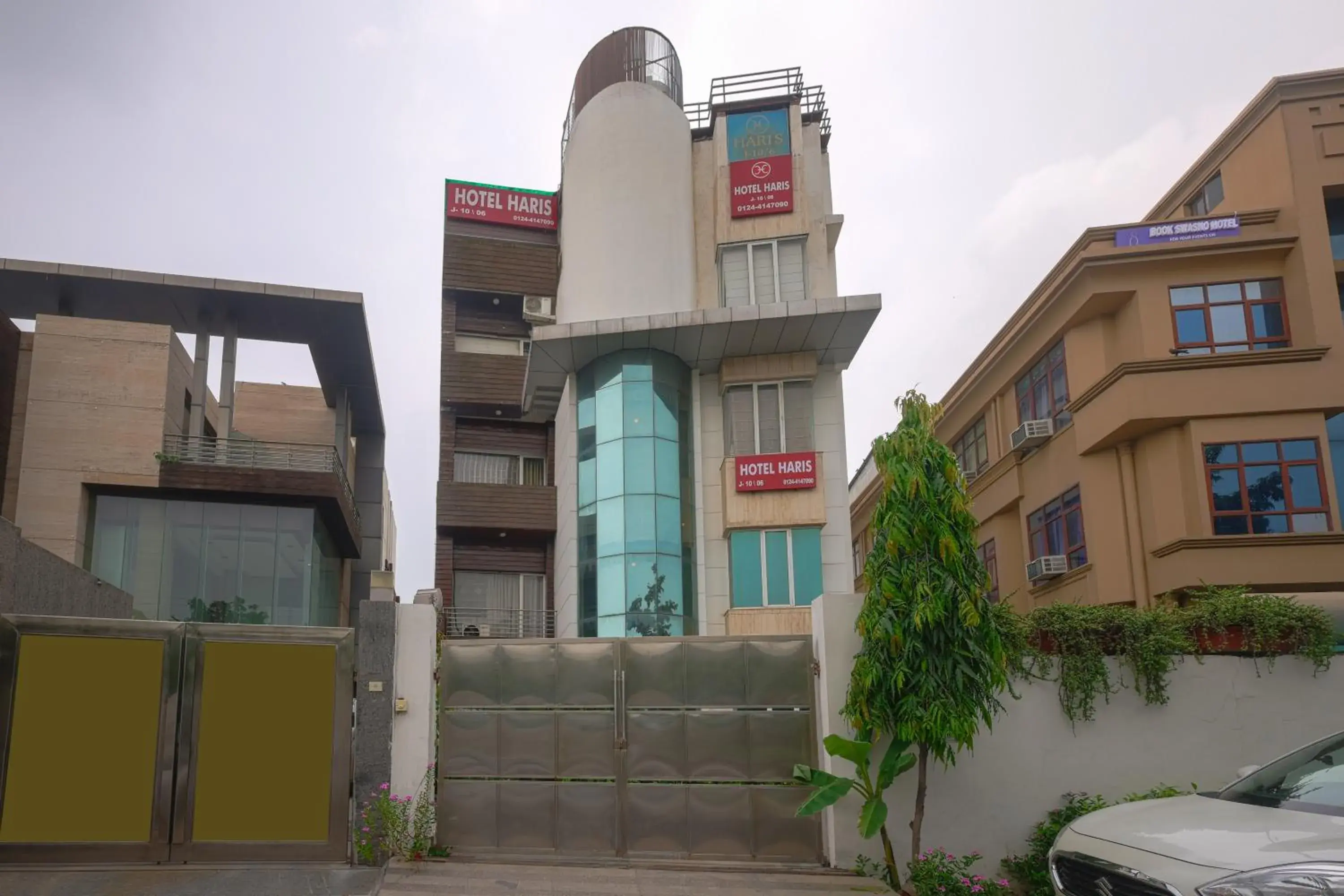 Property building in Hotel Haris MG Road Gurugram Property building in Hotel Haris MG Road Gurugram