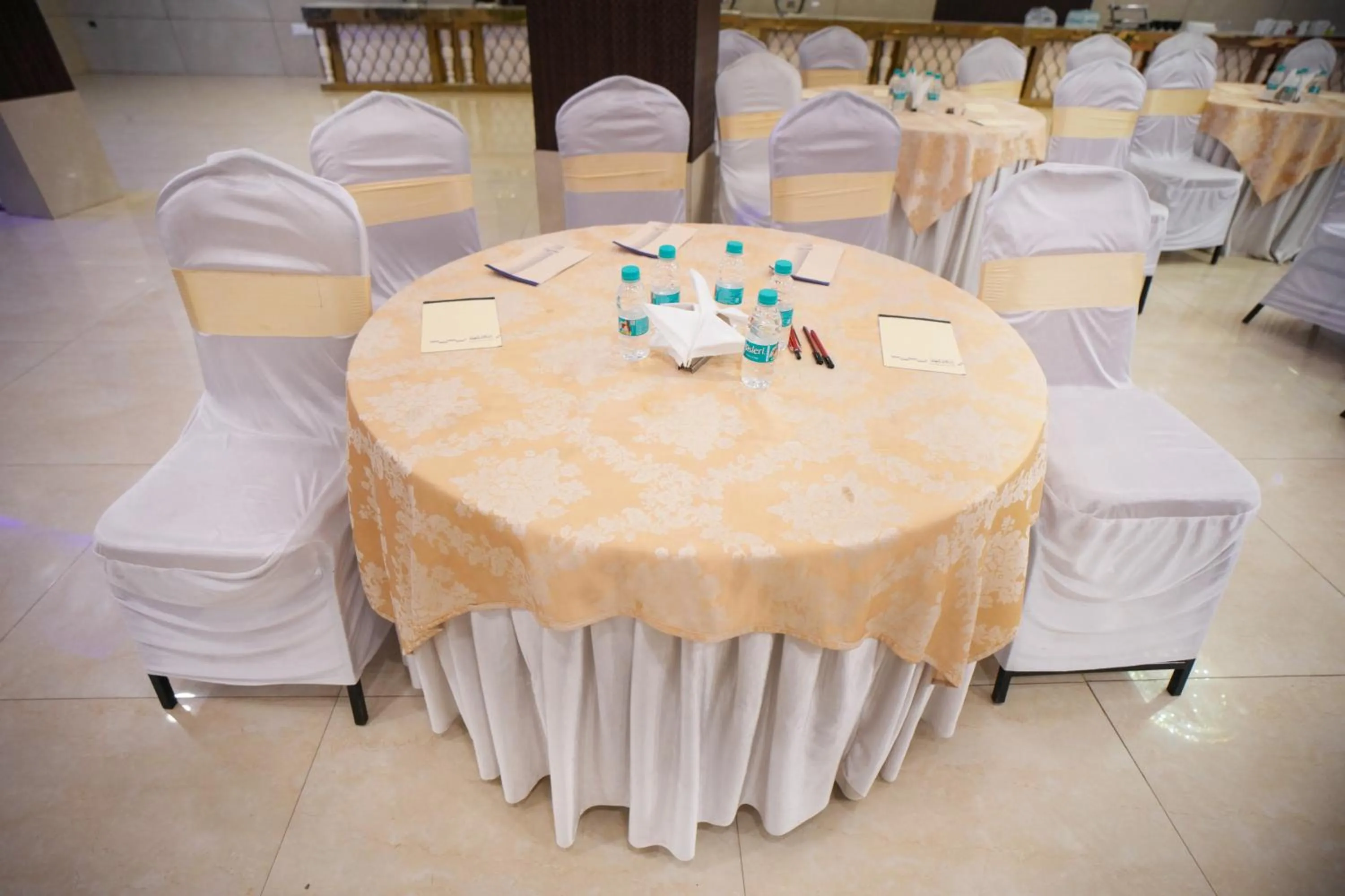 Banquet/Function facilities in Hotel Haris MG Road Gurugram