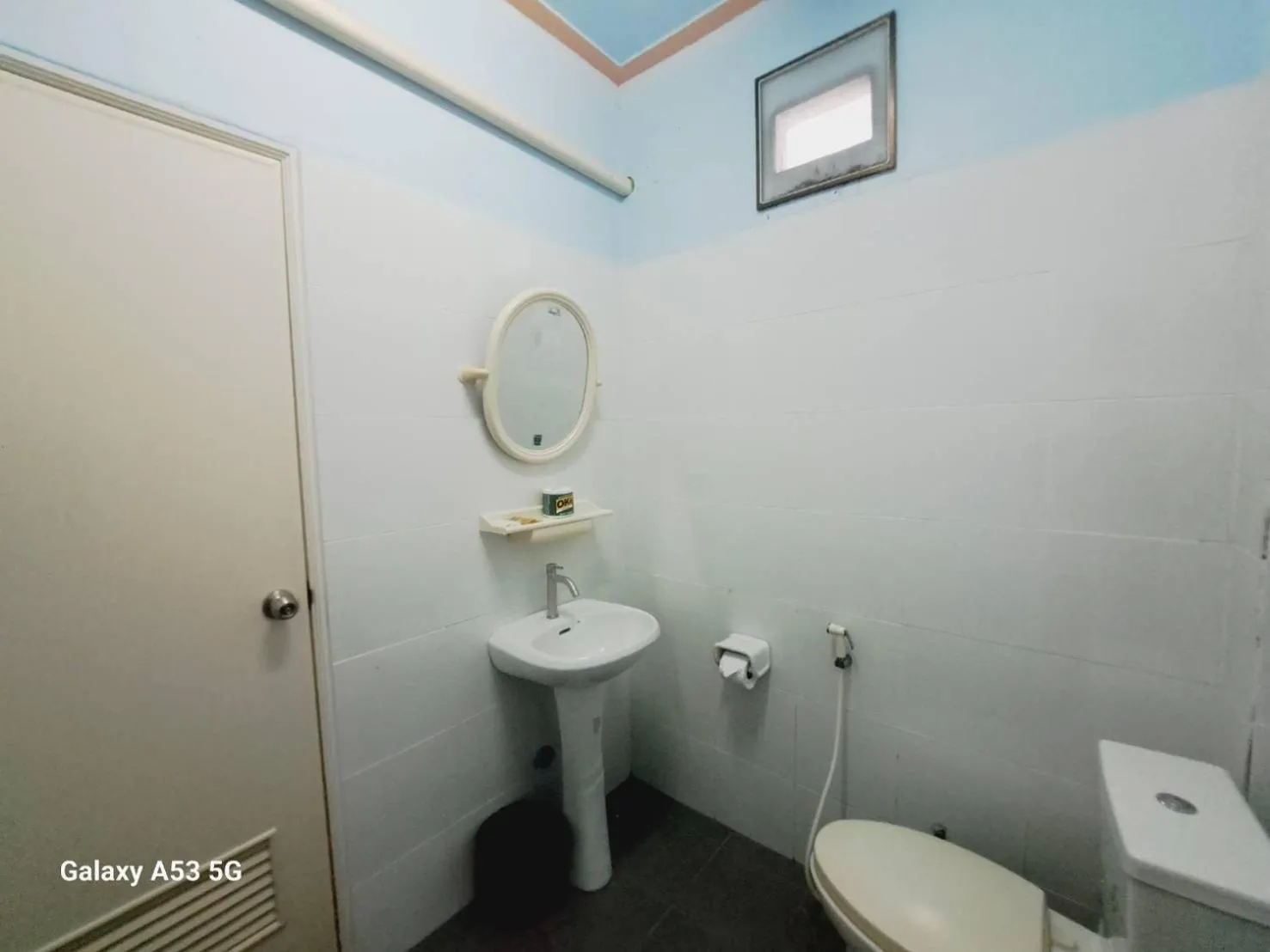 Shower in Peace Lanta Mansion