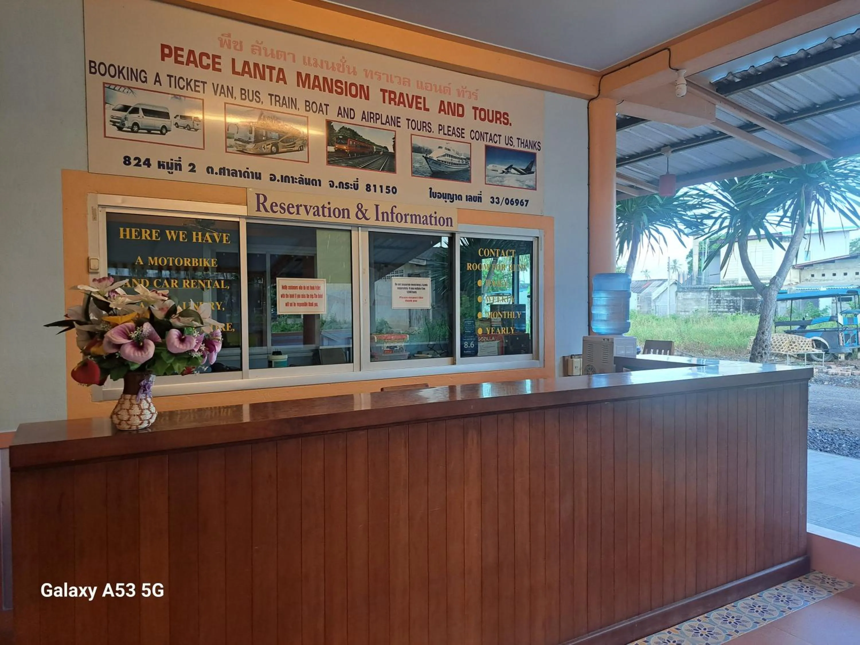 Lobby or reception in Peace Lanta Mansion