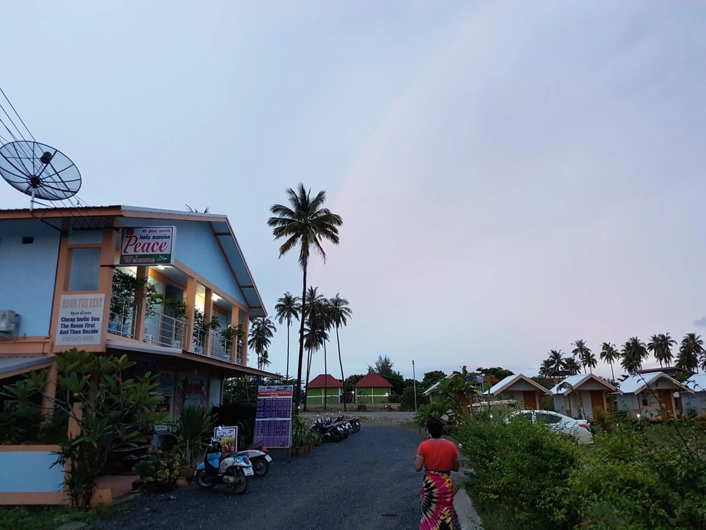 Property building in Peace Lanta Mansion