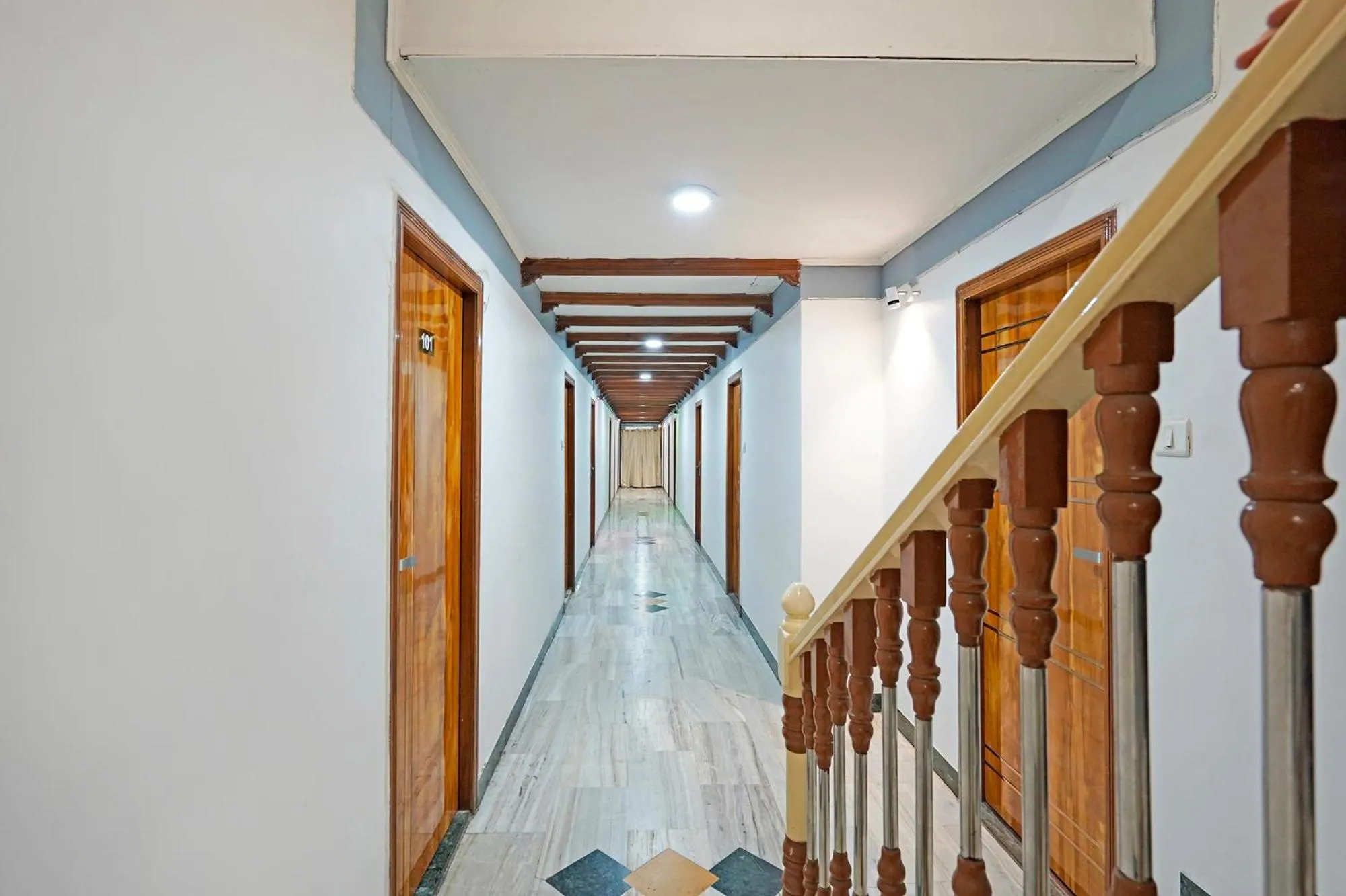 Lobby or reception in FabHotel Bridge
