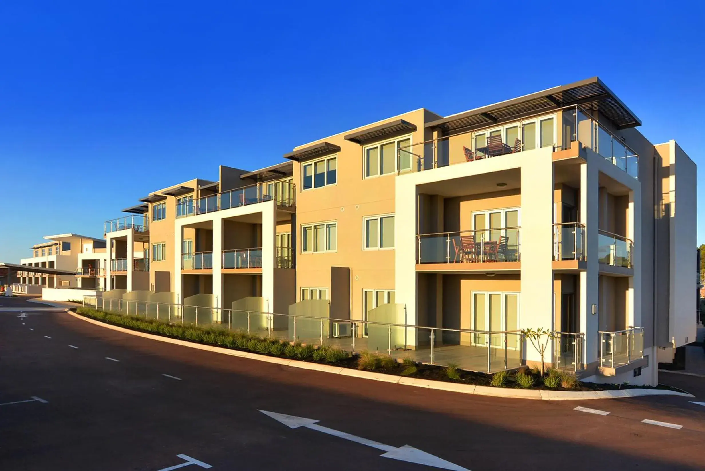 Property building in Bunbury Seaview Apartments Property building in Bunbury Seaview Apartments