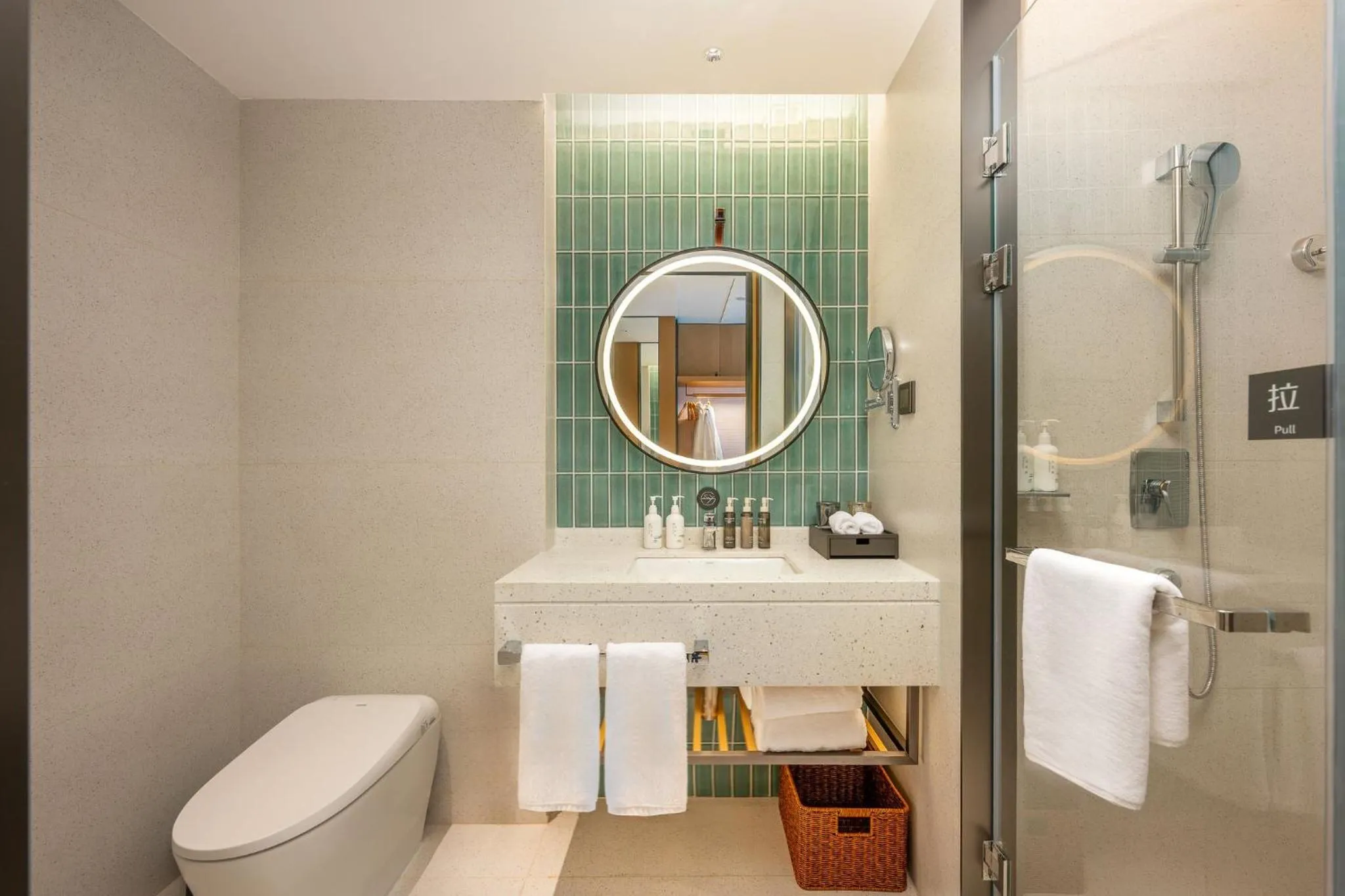 Photo of the whole room in EVEN Hotel Quanzhou City Center by IHG