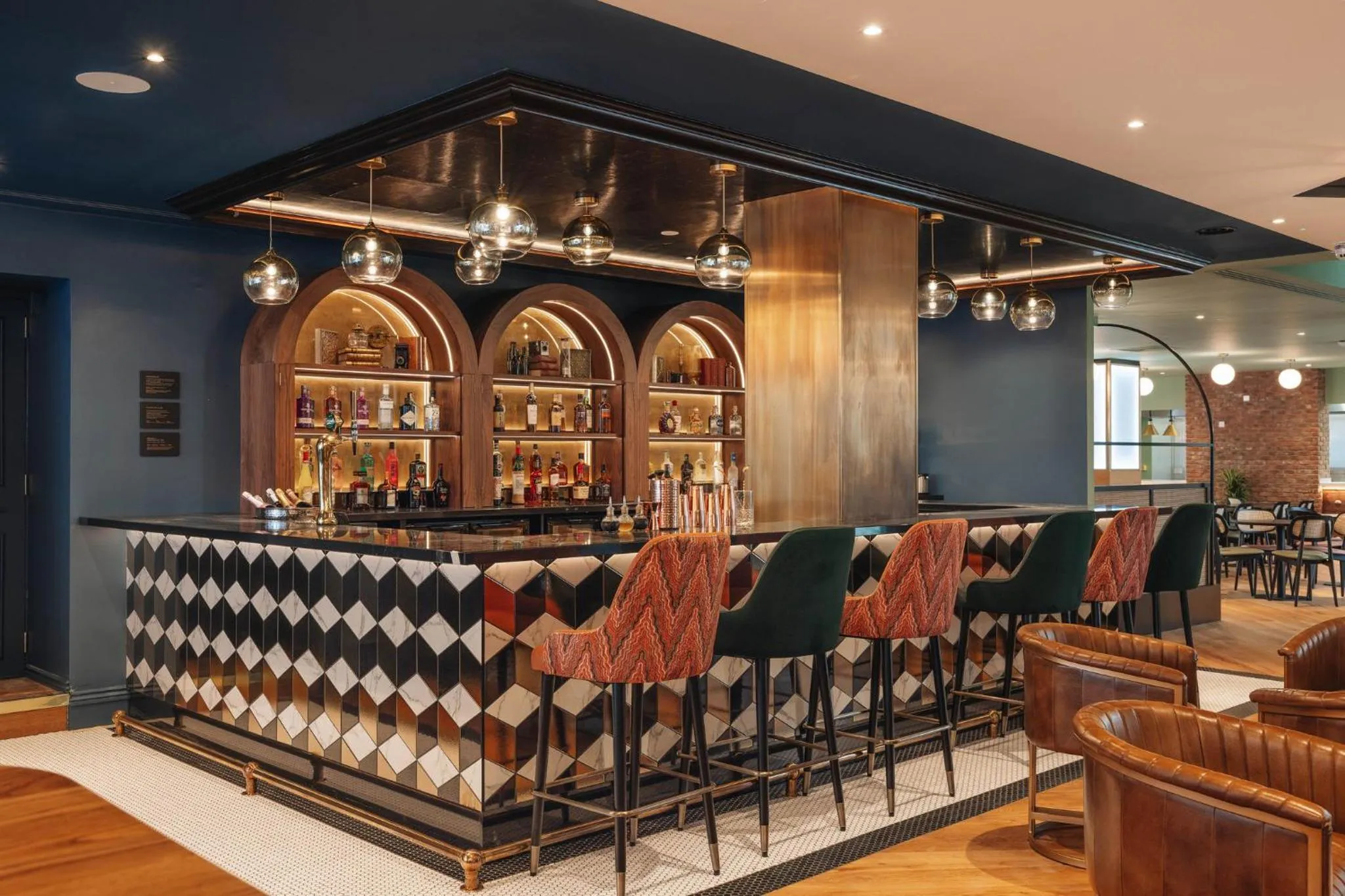 Lounge or bar in Hotel Indigo London Clerkenwell by IHG