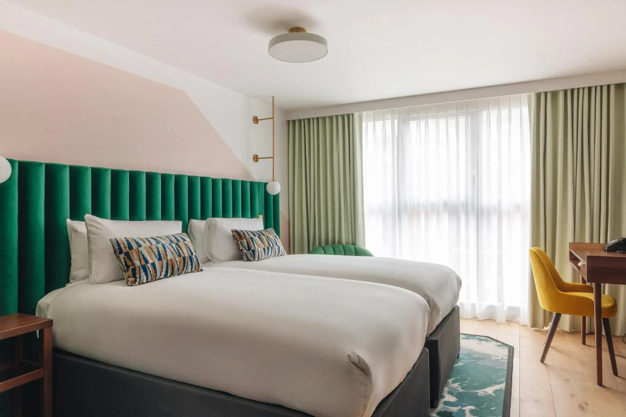 Standard Room with Two Single Beds in Hotel Indigo London Clerkenwell by IHG Standard Room with Two Single Beds in Hotel Indigo London Clerkenwell by IHG