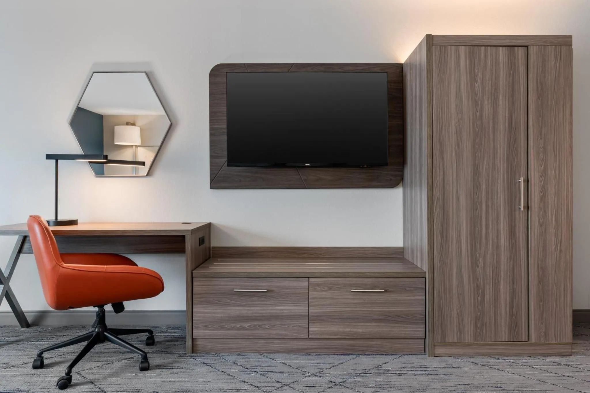 Photo of the whole room in Holiday Inn Express & Suites Westfield - Indianapolis by IHG