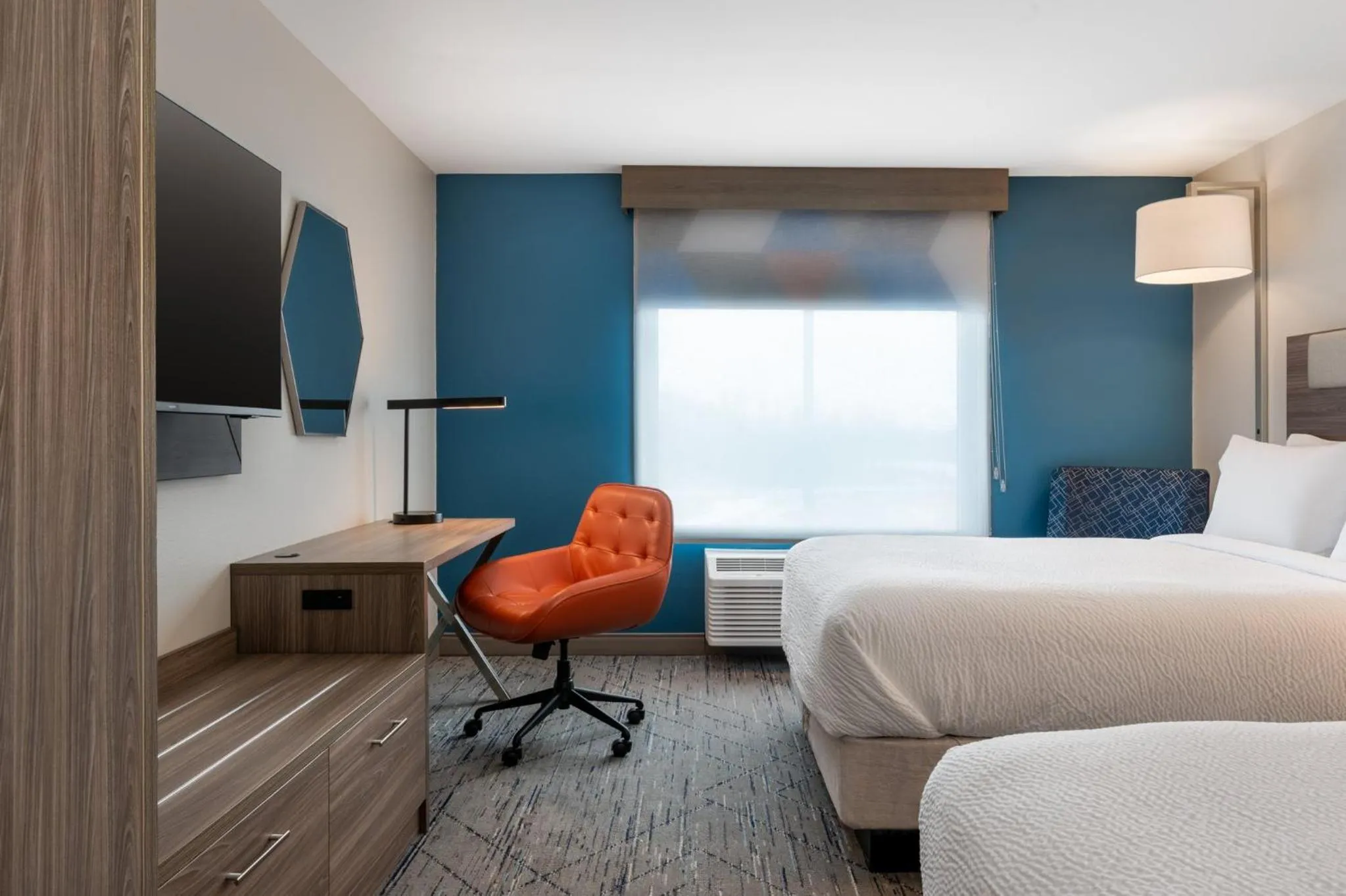 Photo of the whole room, Bed in Holiday Inn Express & Suites Westfield - Indianapolis by IHG