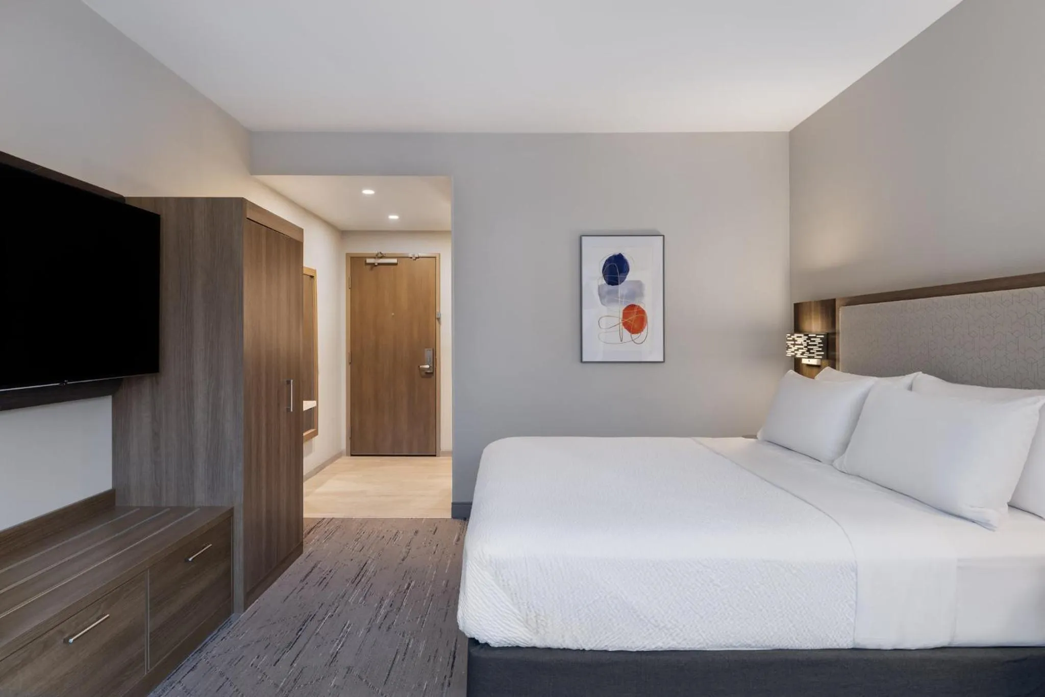 Photo of the whole room, Bed in Holiday Inn Express & Suites Steamboat Springs by IHG