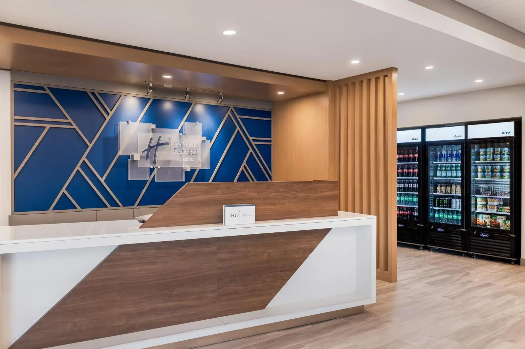 Property building in Holiday Inn Express & Suites Steamboat Springs by IHG Property building in Holiday Inn Express & Suites Steamboat Springs by IHG