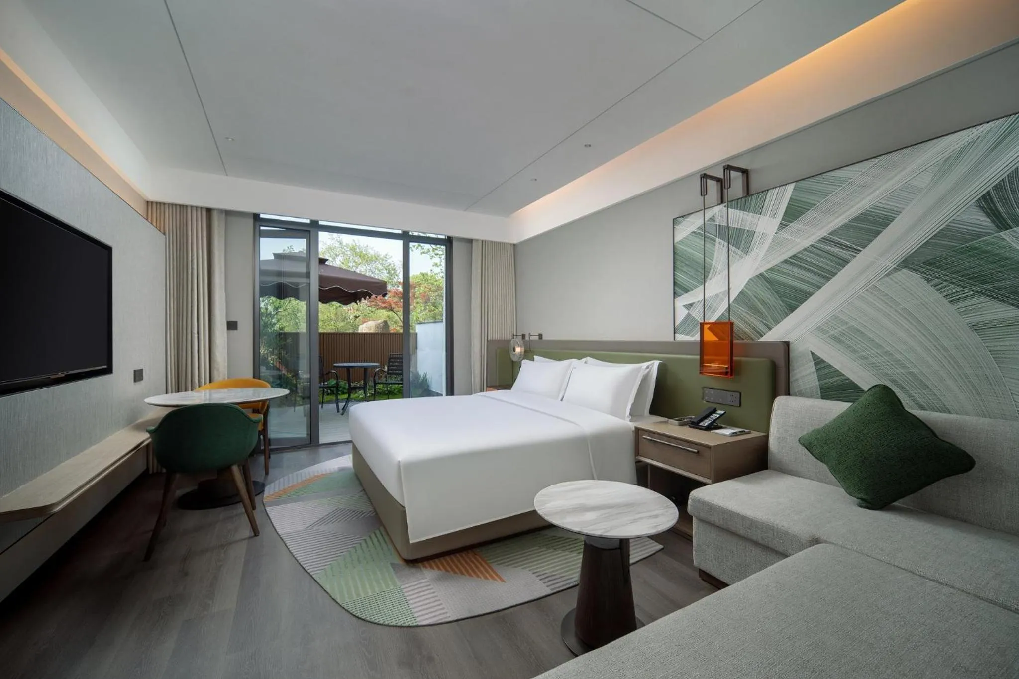 Photo of the whole room, Bed in Holiday Inn Xuzhou Yunquan by IHG