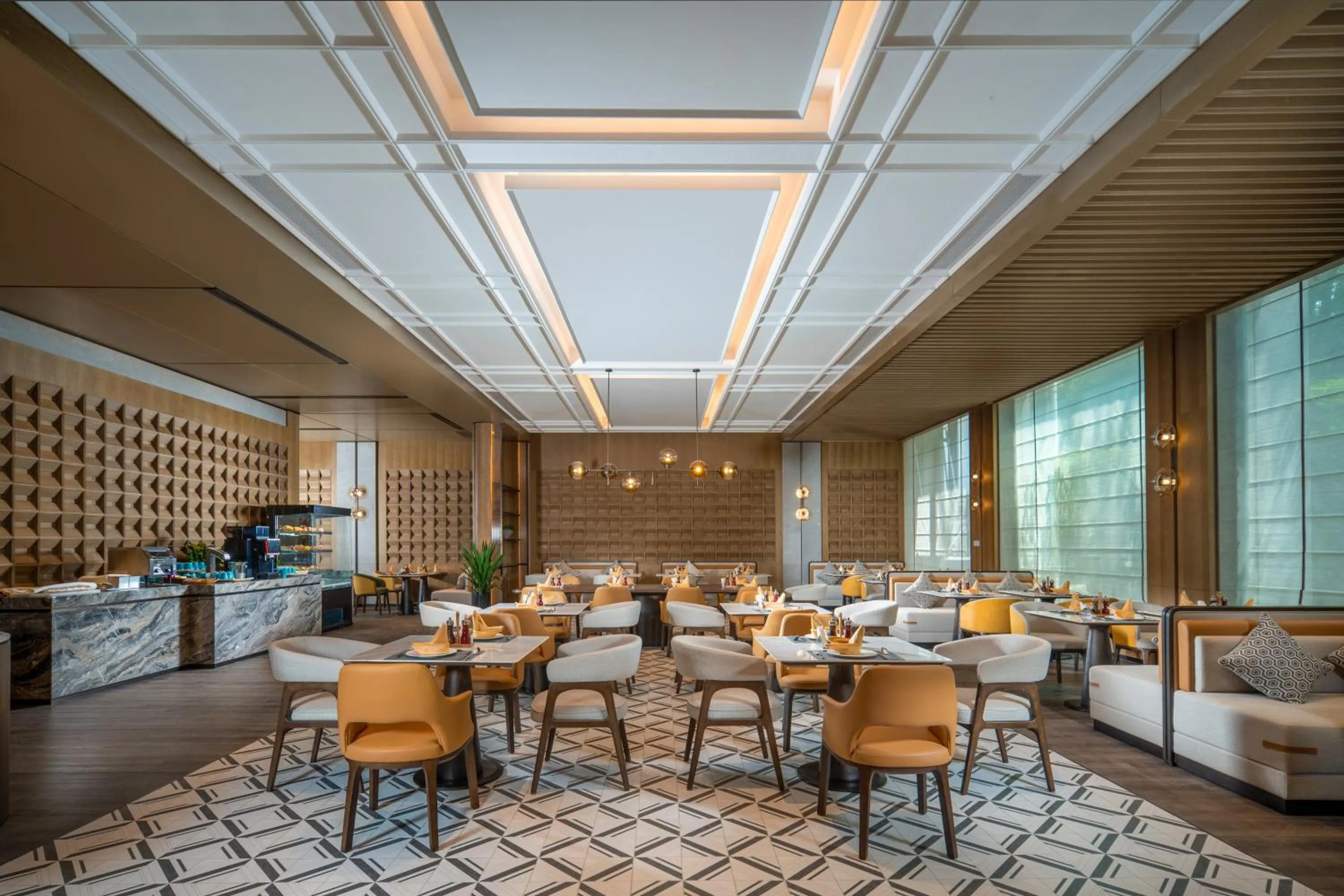 Restaurant/places to eat in Holiday Inn Xuzhou Yunquan by IHG