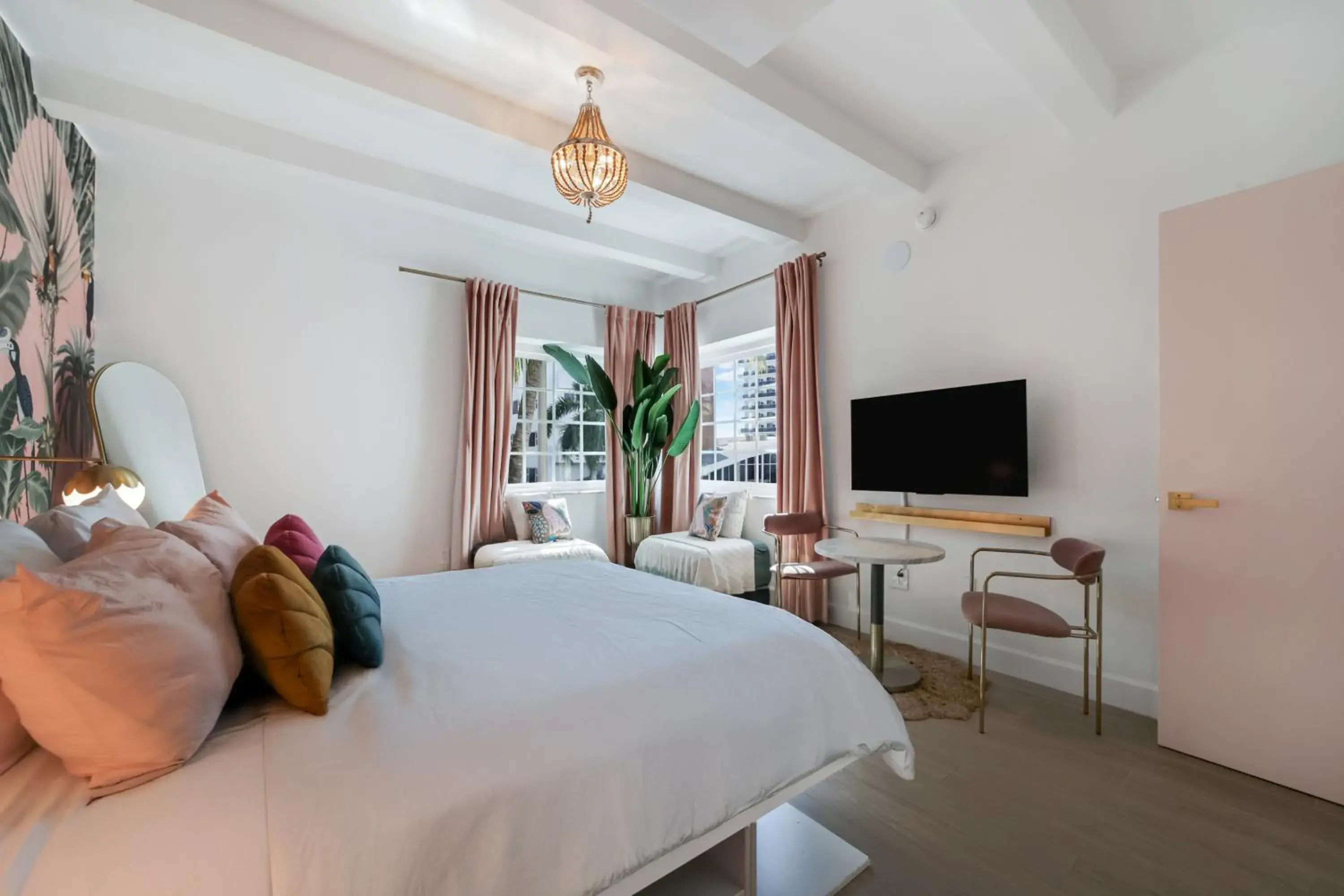 Double Room in Le Particulier Miami Double Room in Le Particulier Miami