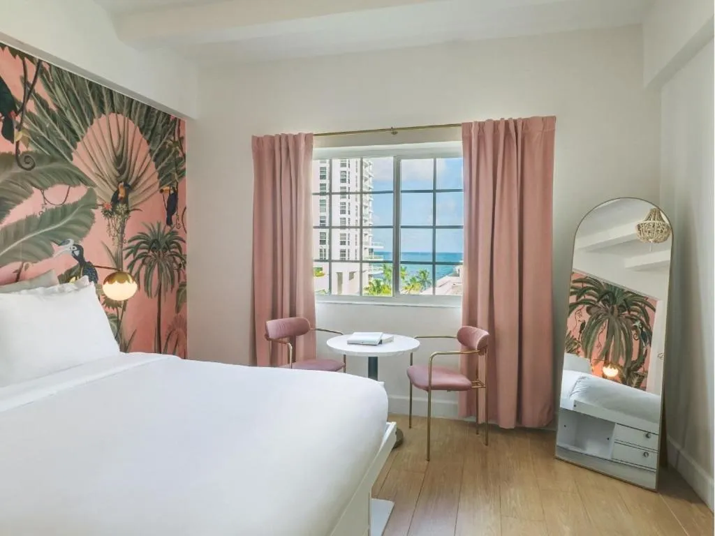 Bedroom, Bed in Le Particulier Miami