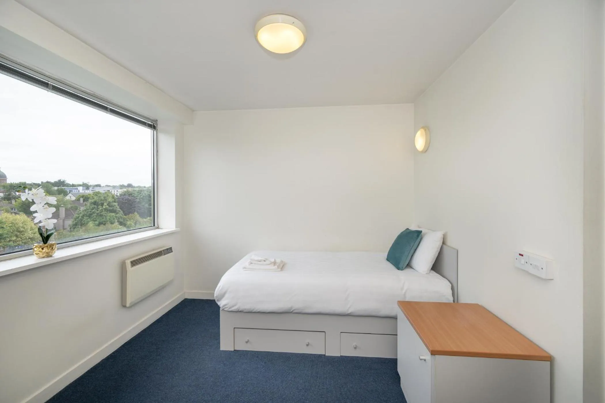 Bed in Victoria Mills - UCC Summer Beds